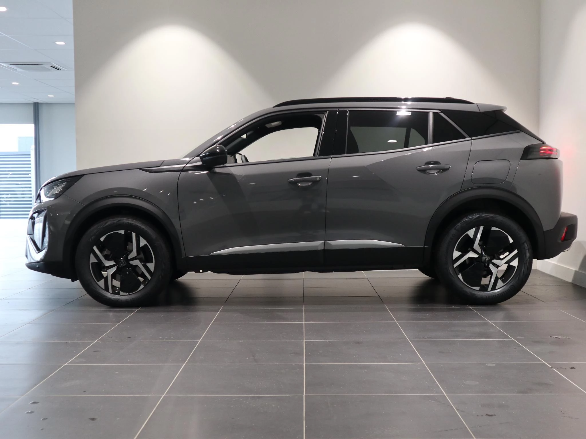 Peugeot-2008-image-3