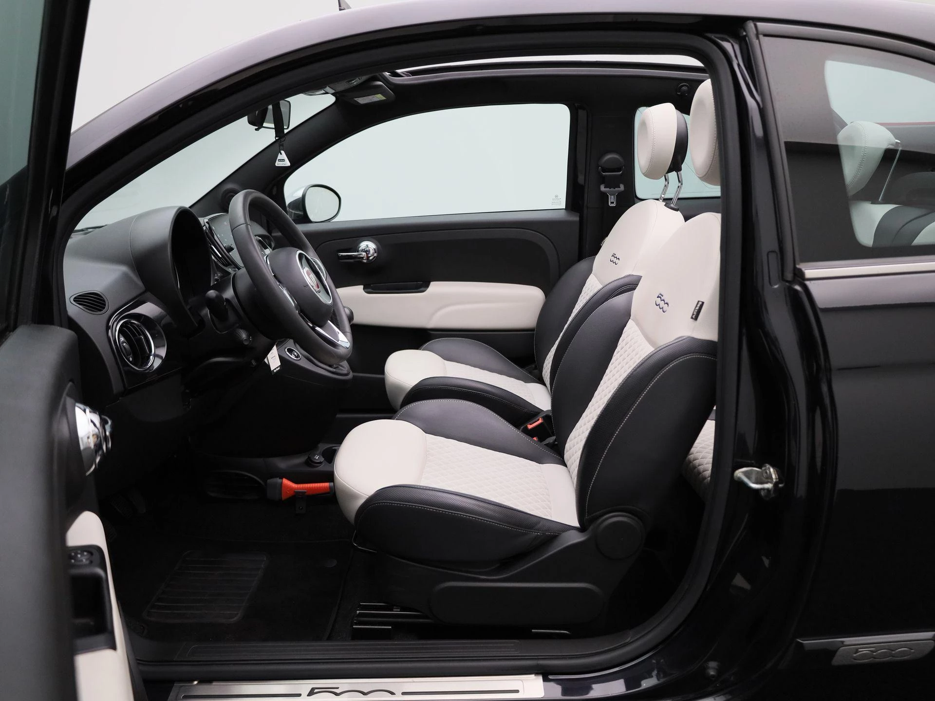 Fiat 500C 1.0 Hybrid Dolcevita