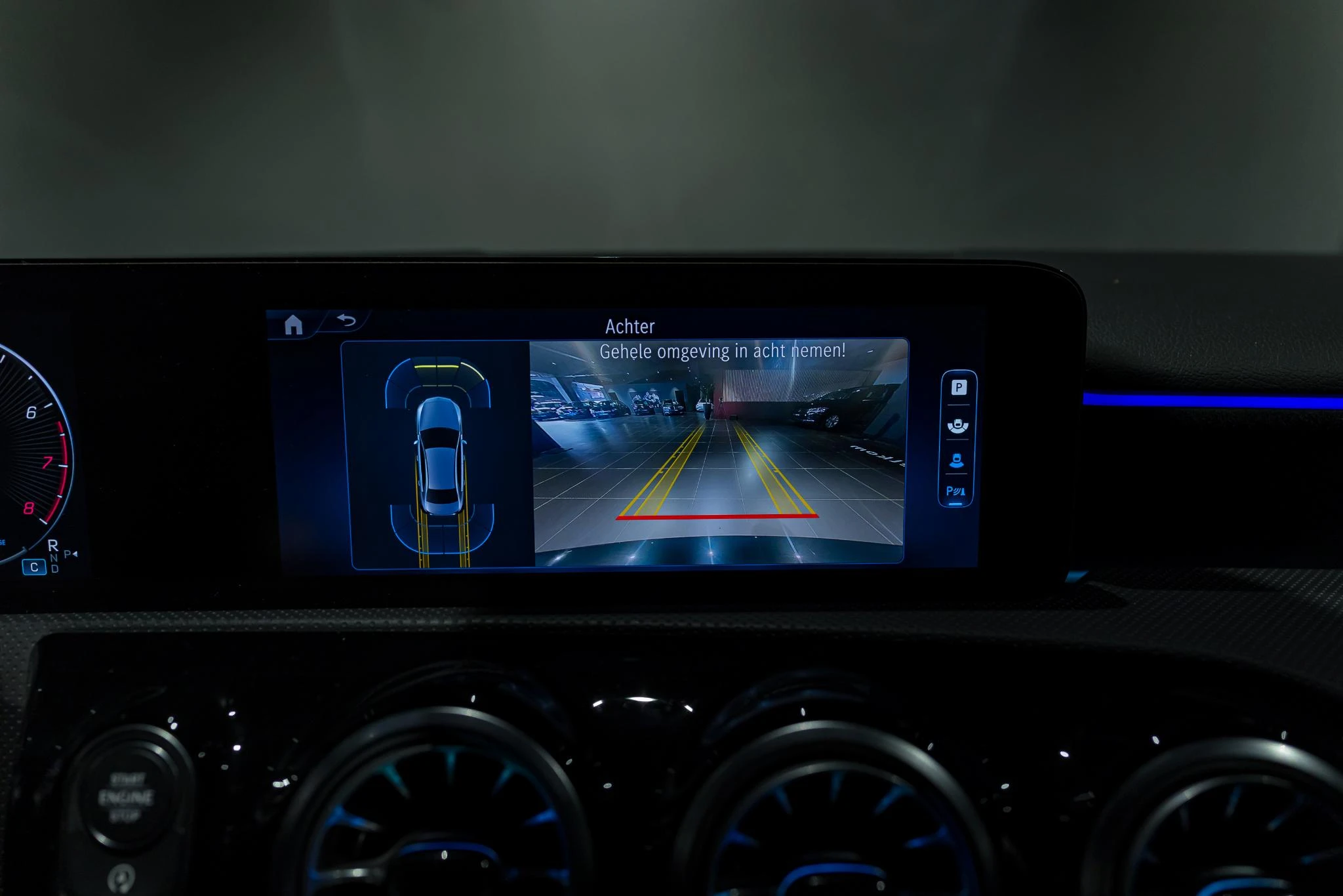 Mercedes-Benz-A-Klasse-image-11