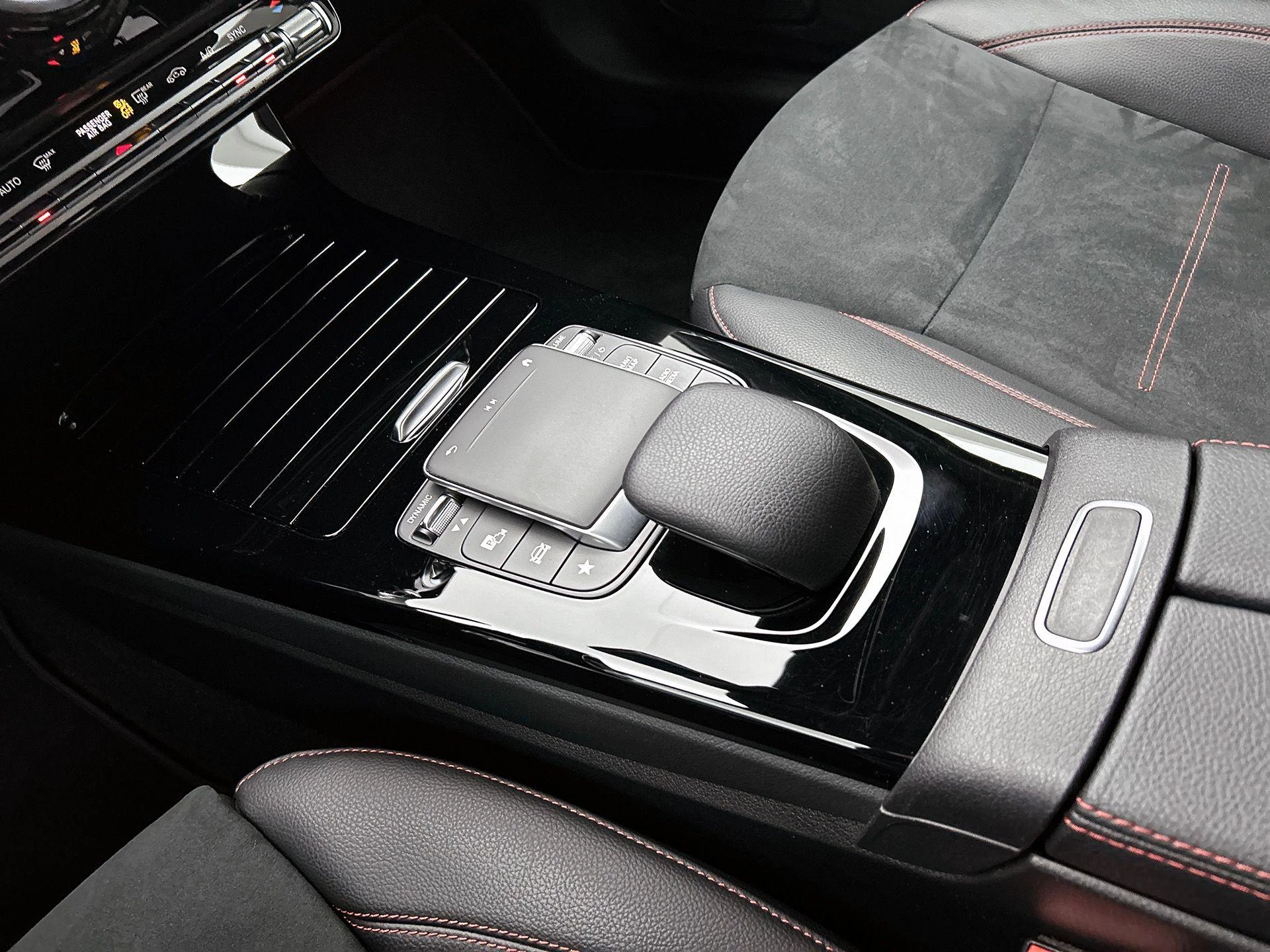 Mercedes-Benz-A-Klasse-image-36