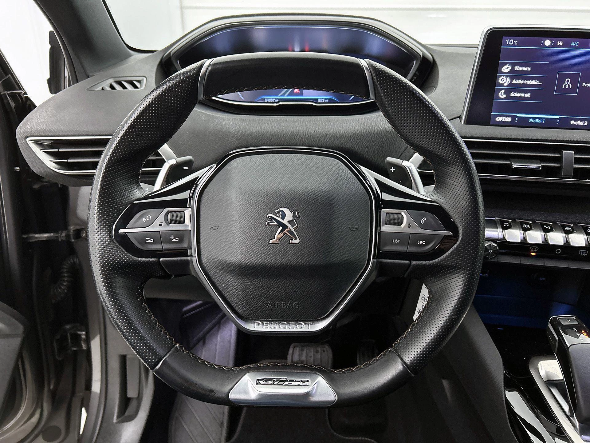 Peugeot-5008-image-7