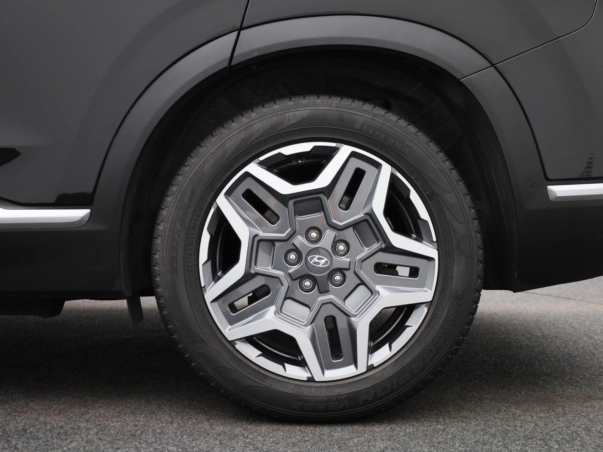 Hyundai Santa Fe 1.6 T-GDi Plug-in Hybrid 4x4 Shine Aut.