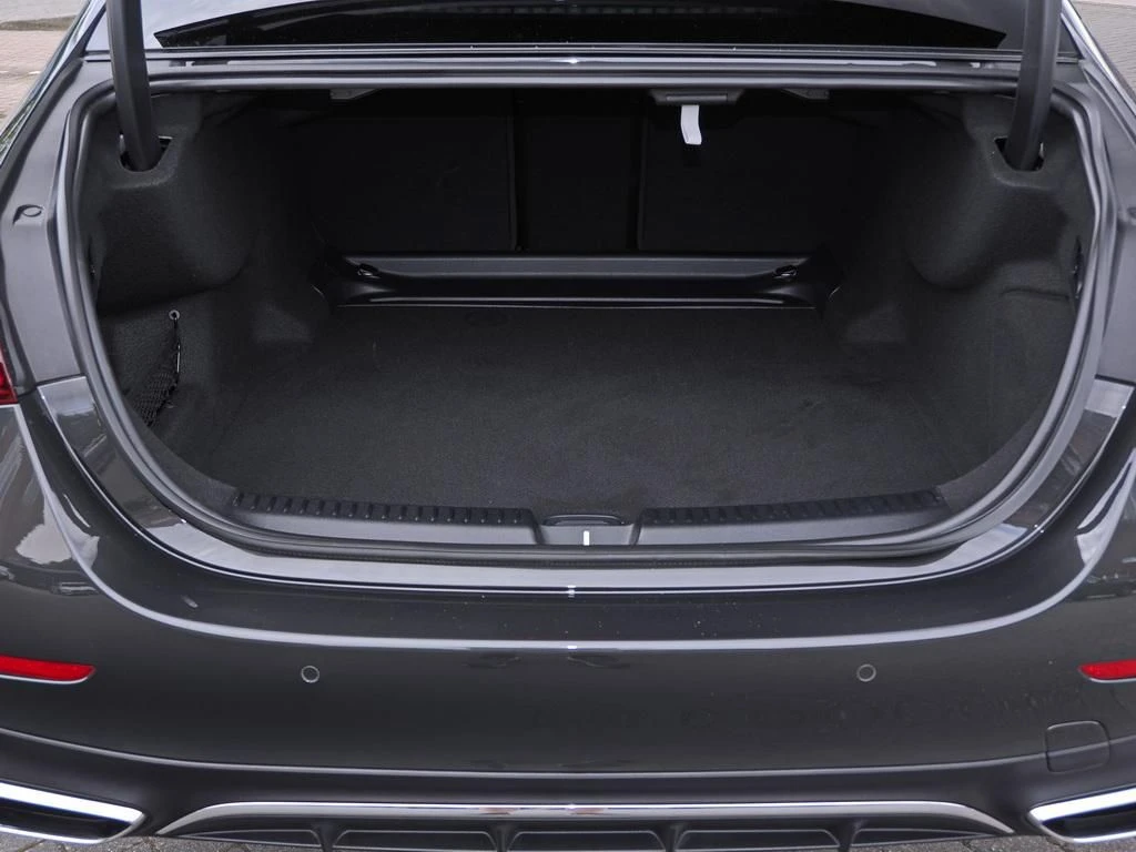 Mercedes-Benz-E-Klasse 220 d-image-15
