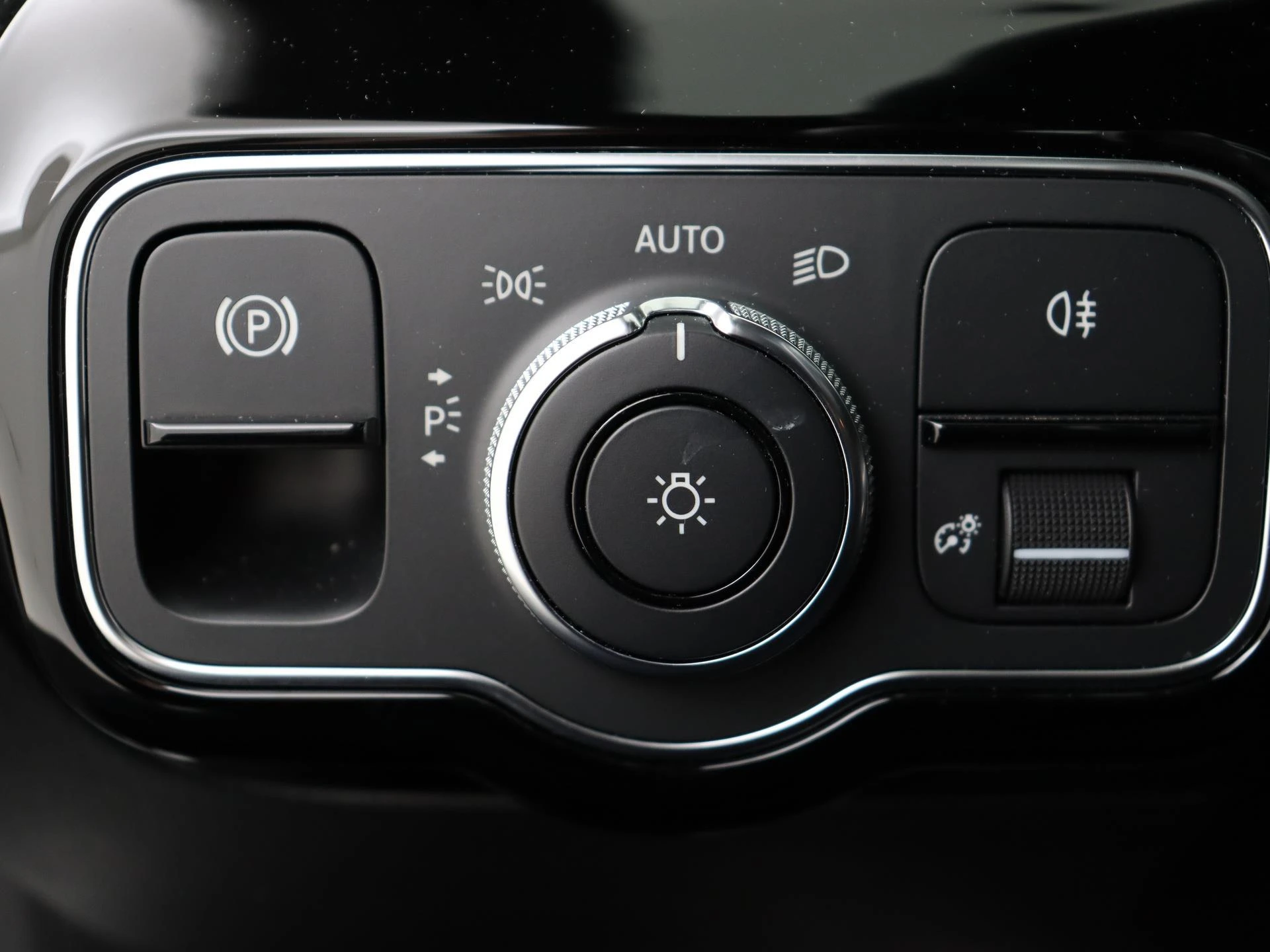 Mercedes-Benz-A-Klasse-image-26