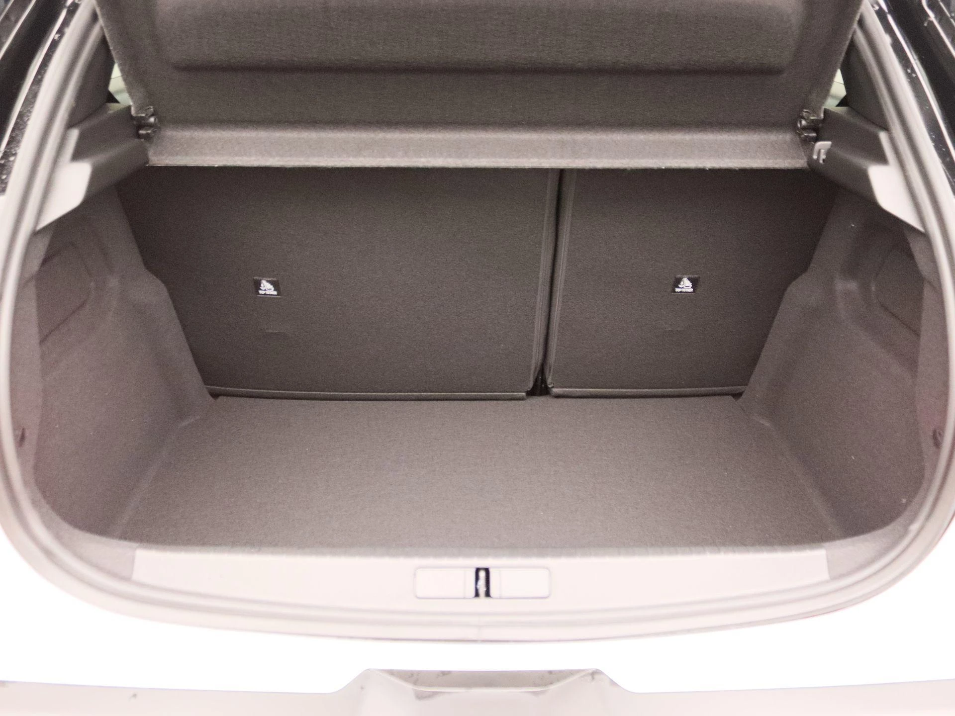 Lancia-Ypsilon-image-12