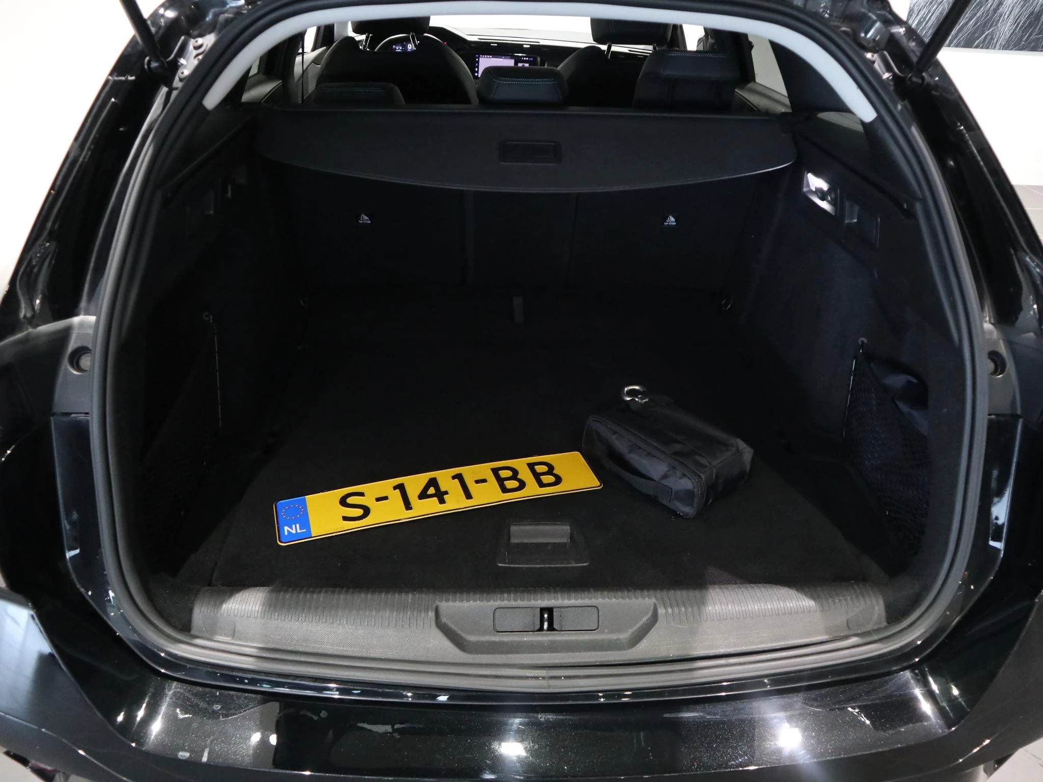 Peugeot-308-image-21