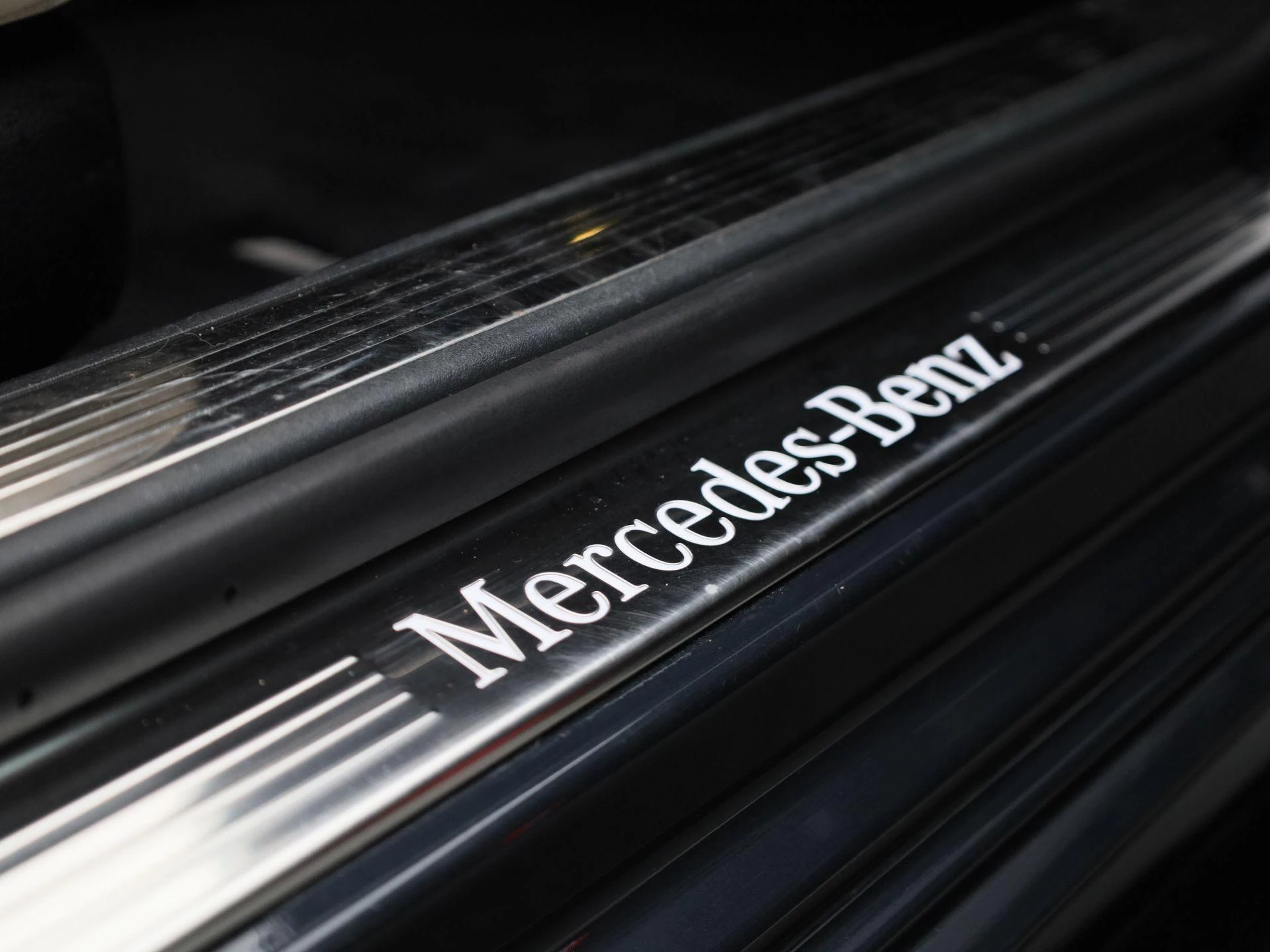 Mercedes-Benz-S-Klasse-image-50