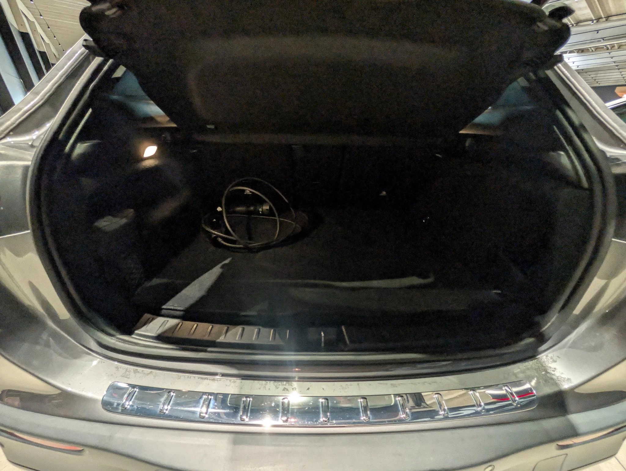 Mercedes-Benz-EQA-image-12