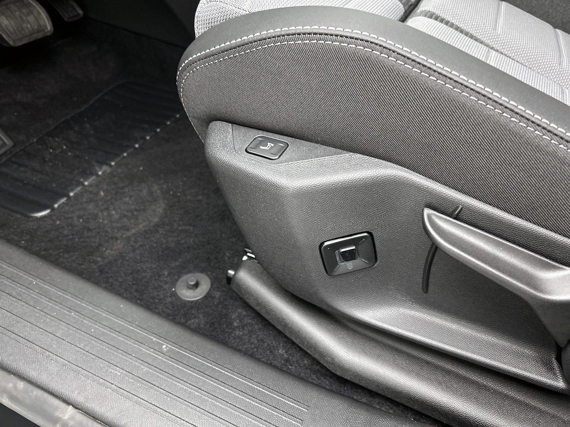 Opel-Grandland-image-23