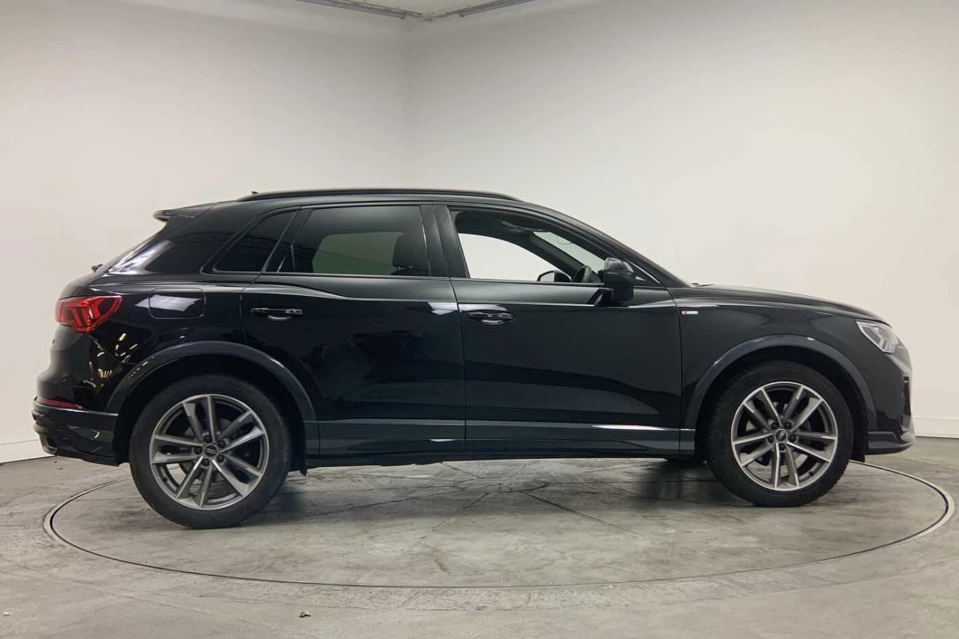 Audi-Q3-image-3