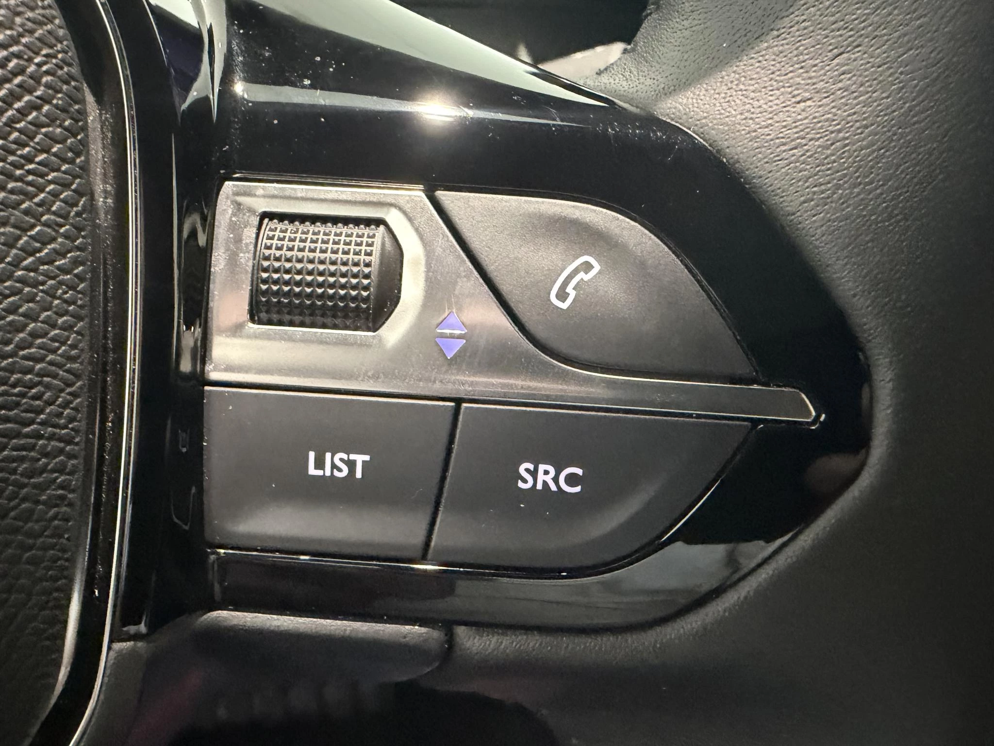 Peugeot-2008-image-13