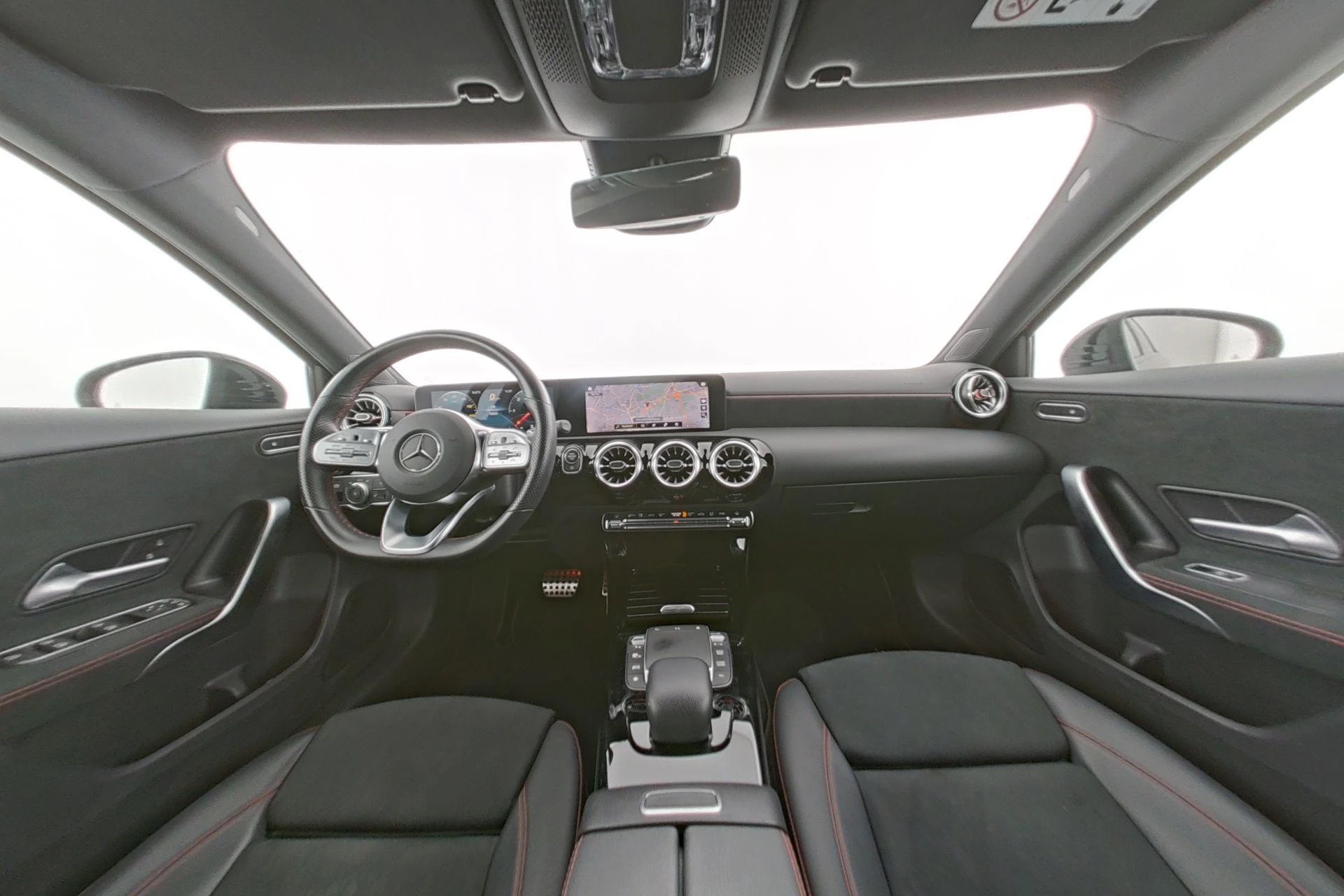 Mercedes-Benz-Classe A-image-11