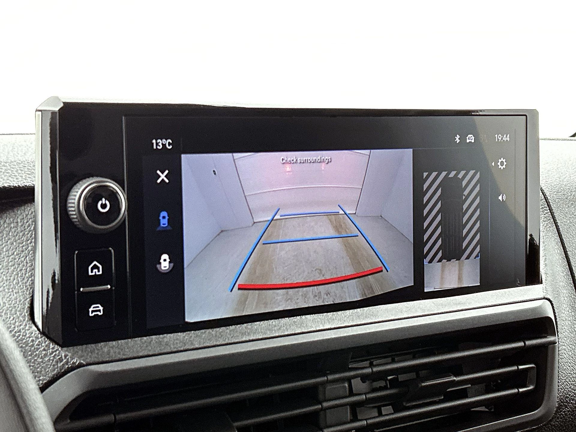 Opel-Vivaro-e-image-9