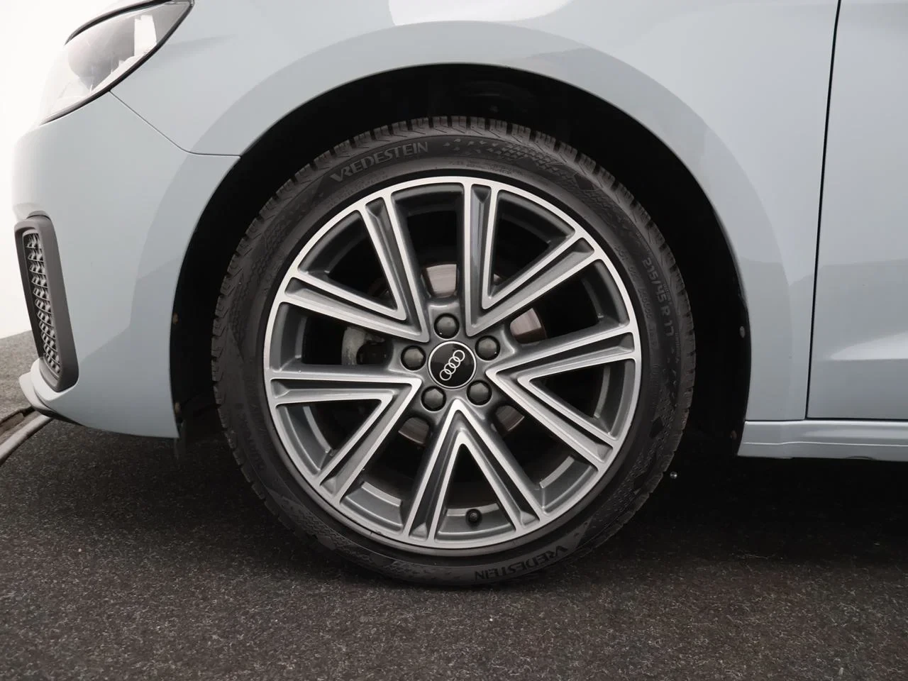 Audi-A1 Sportback-image-6