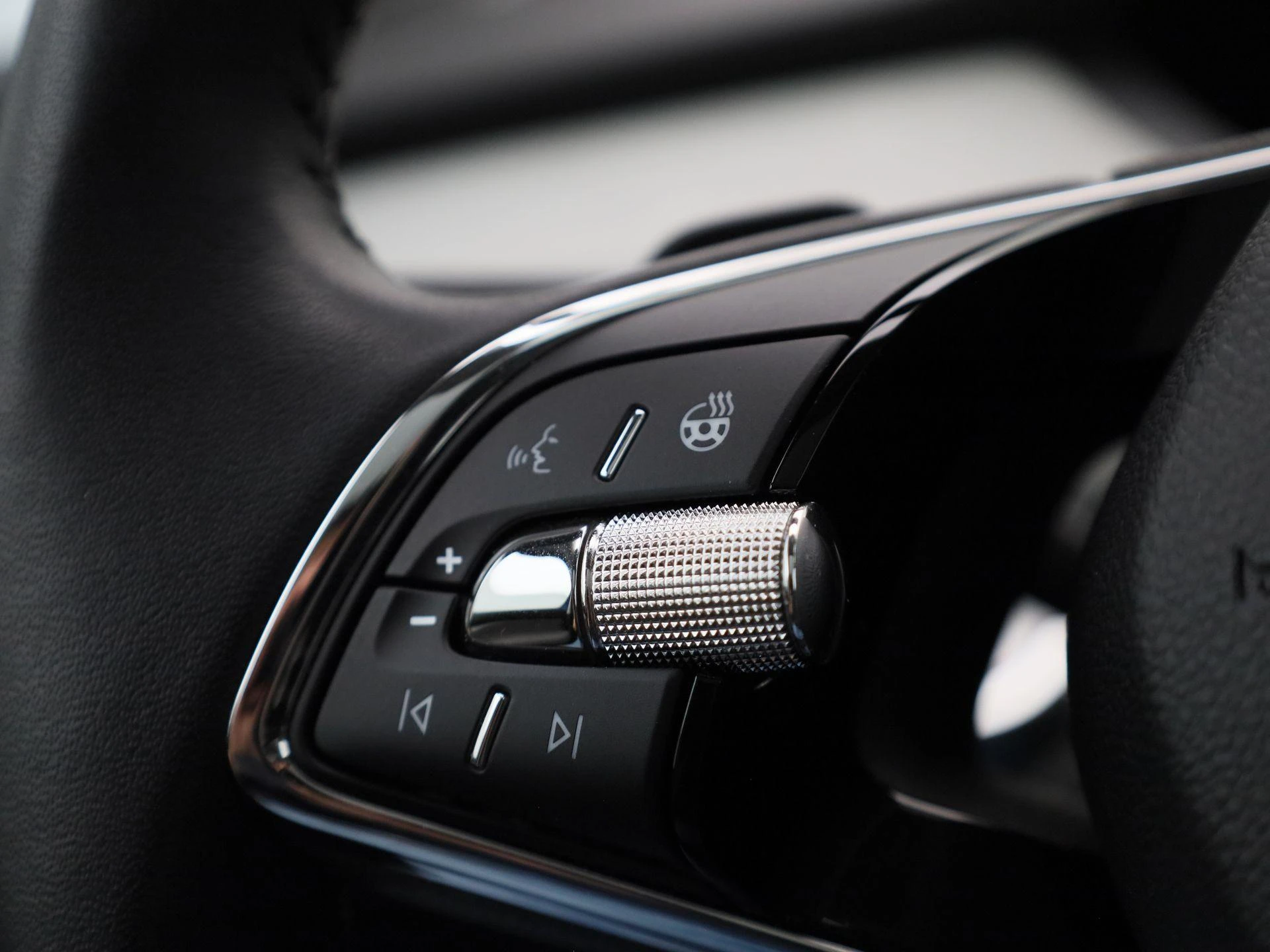 Škoda-Enyaq Coupe-image-17