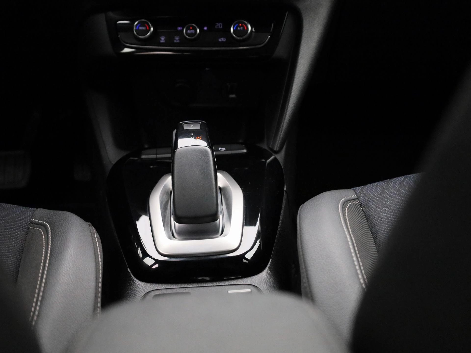 Opel Corsa-e Corsa-e Auto Elegance