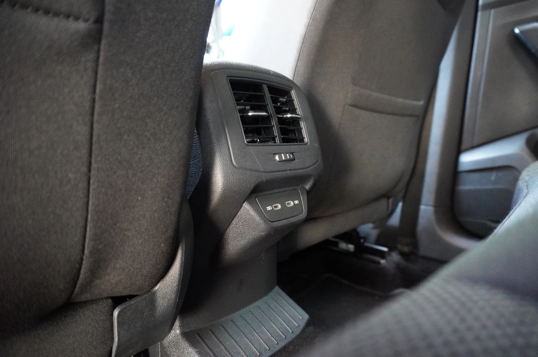 Volkswagen T-Roc 1.5 TSI Life 5dr DSG