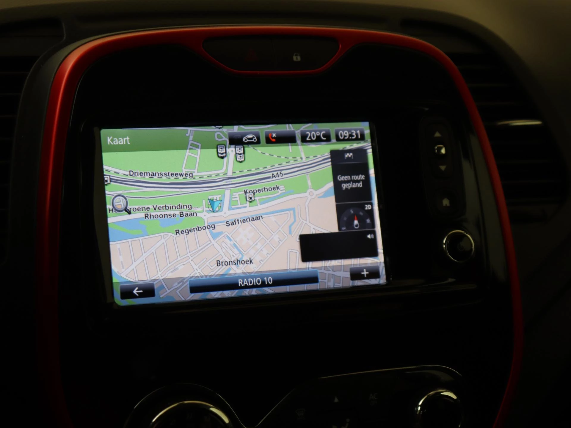 Renault-Captur-image-16