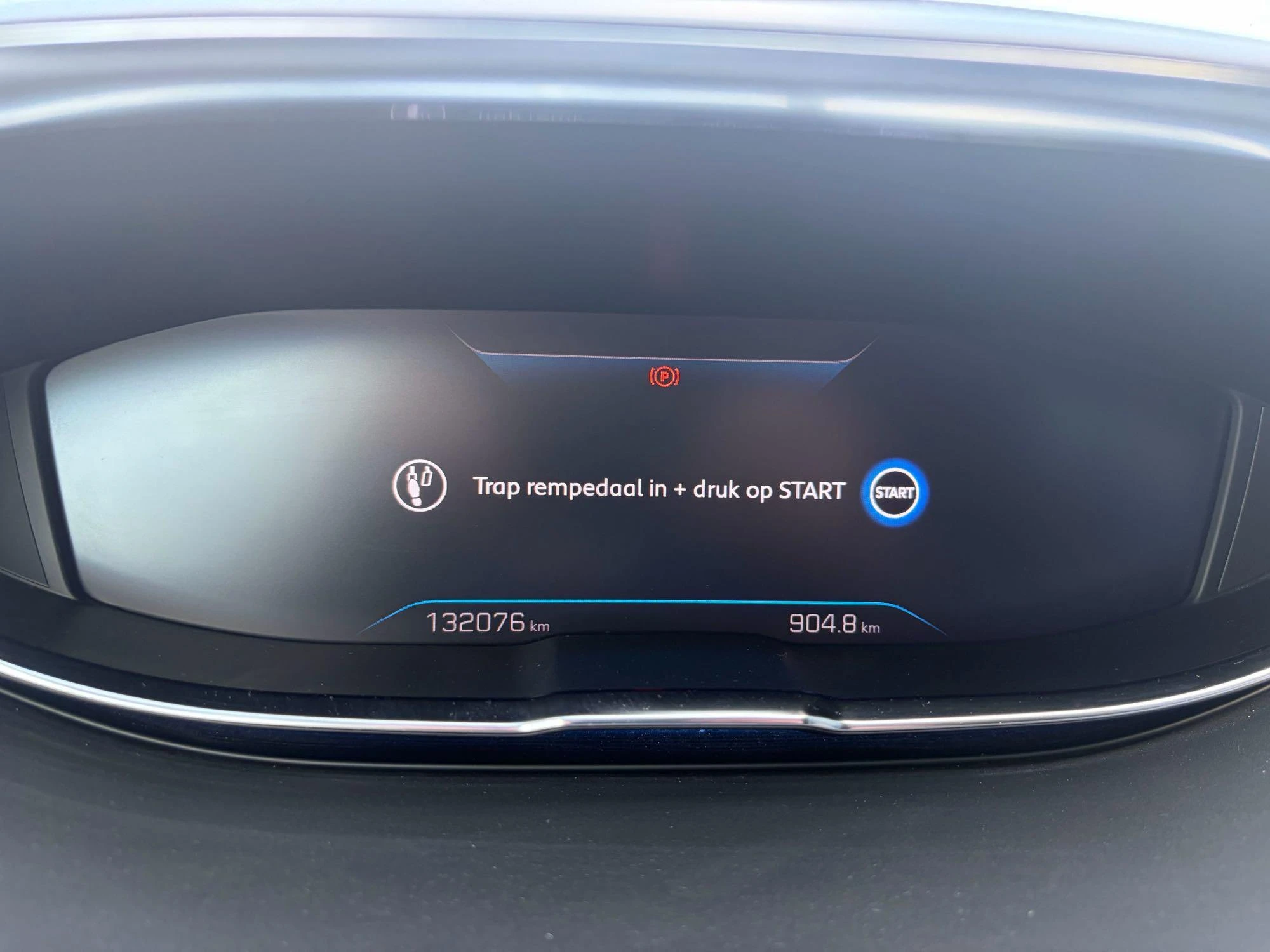 Peugeot-5008-image-8