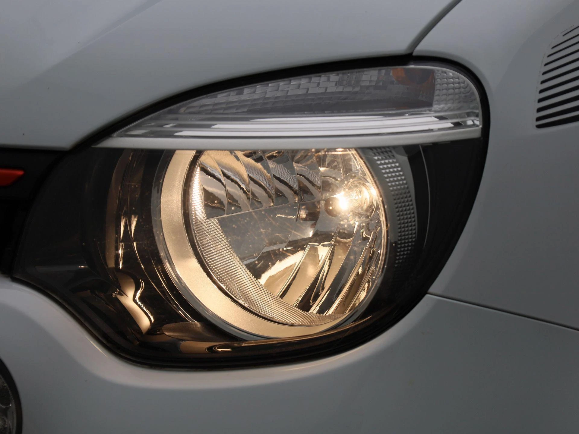 Renault-Twingo-image-12