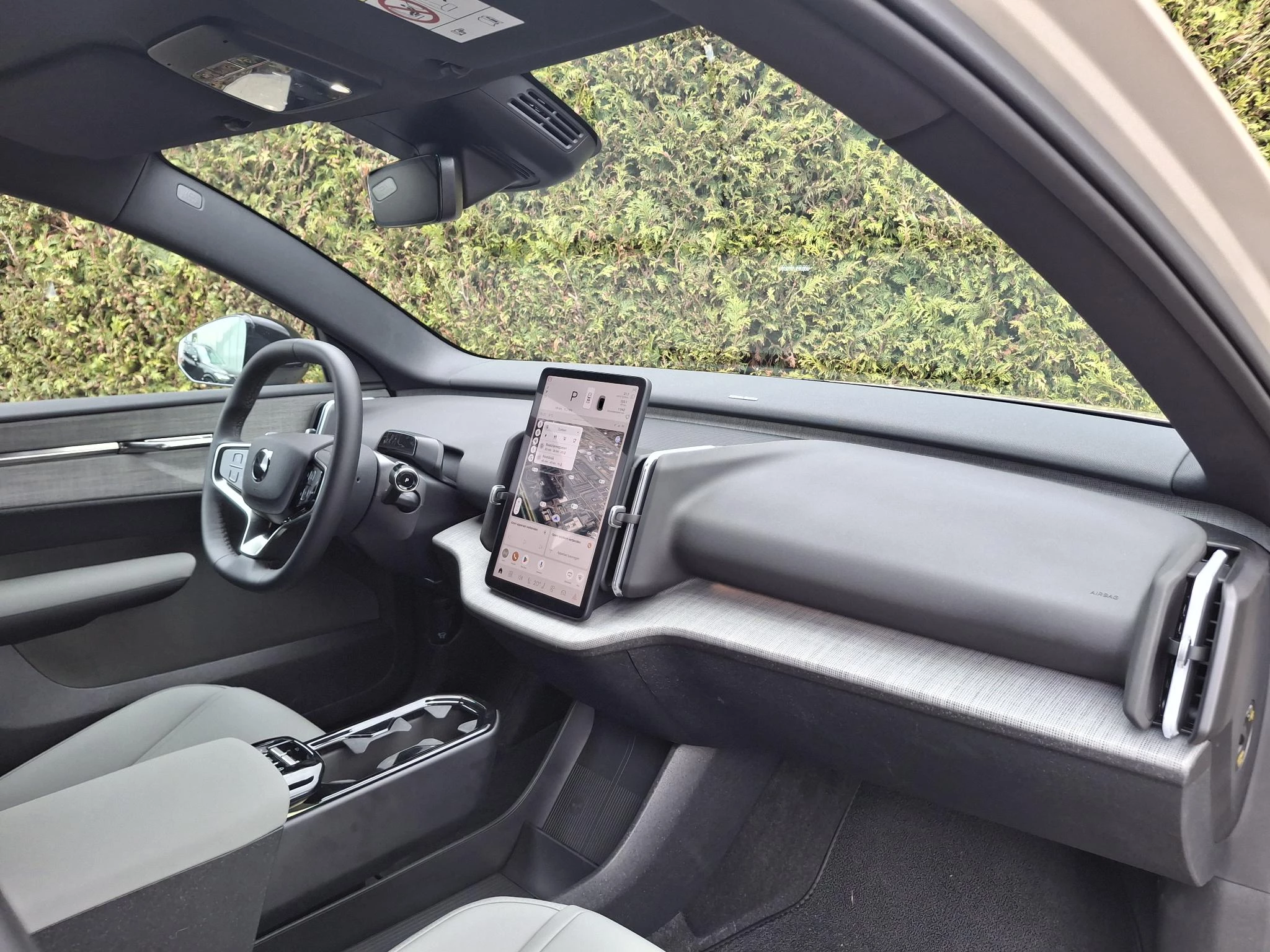 Volvo-EX30-image-2
