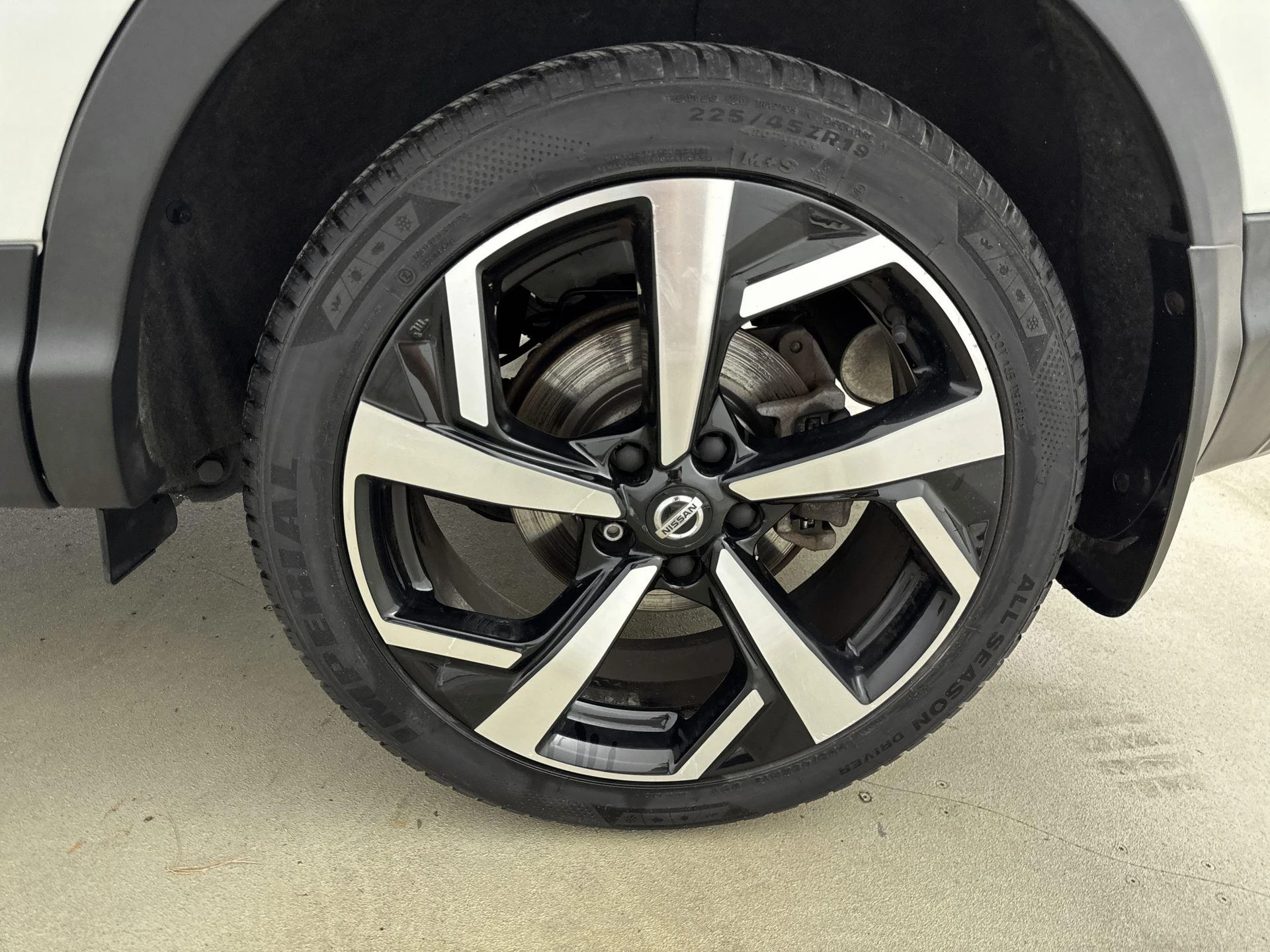 Nissan-QASHQAI-image-28