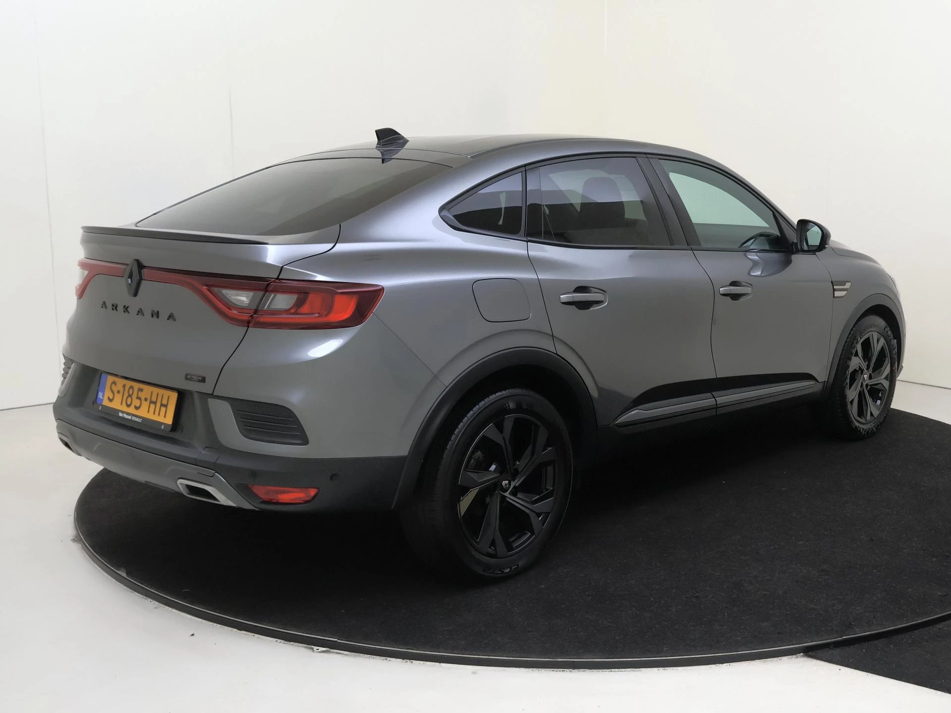 Renault-Arkana-image-3