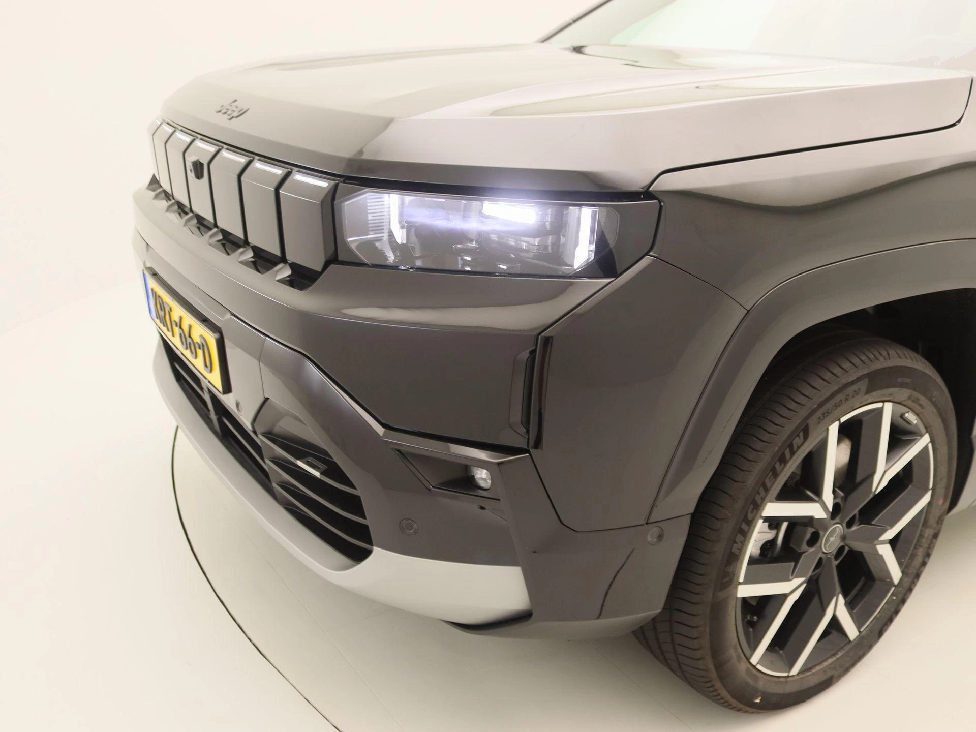 Jeep-Compass-image-15
