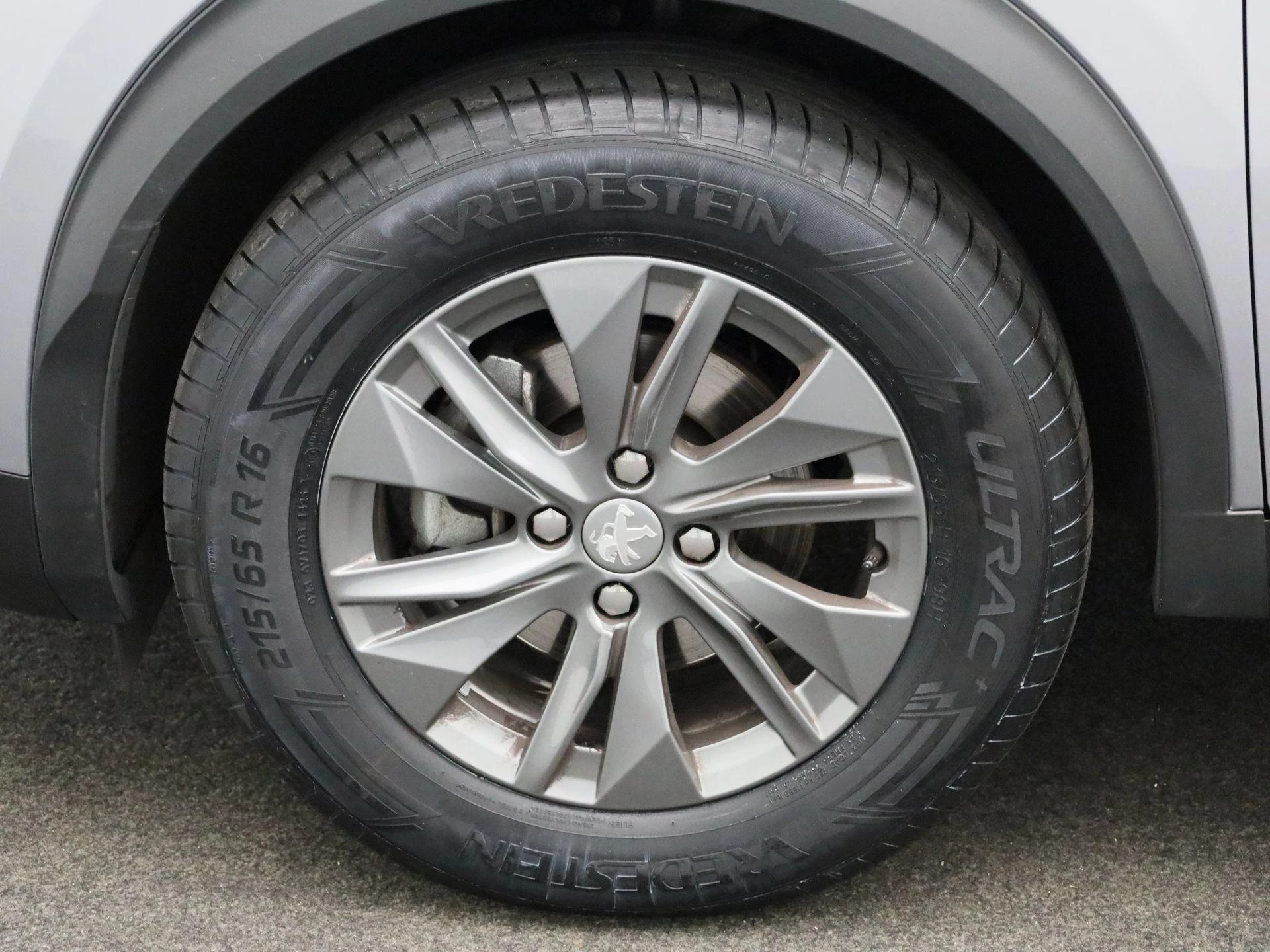 Peugeot-2008-image-11