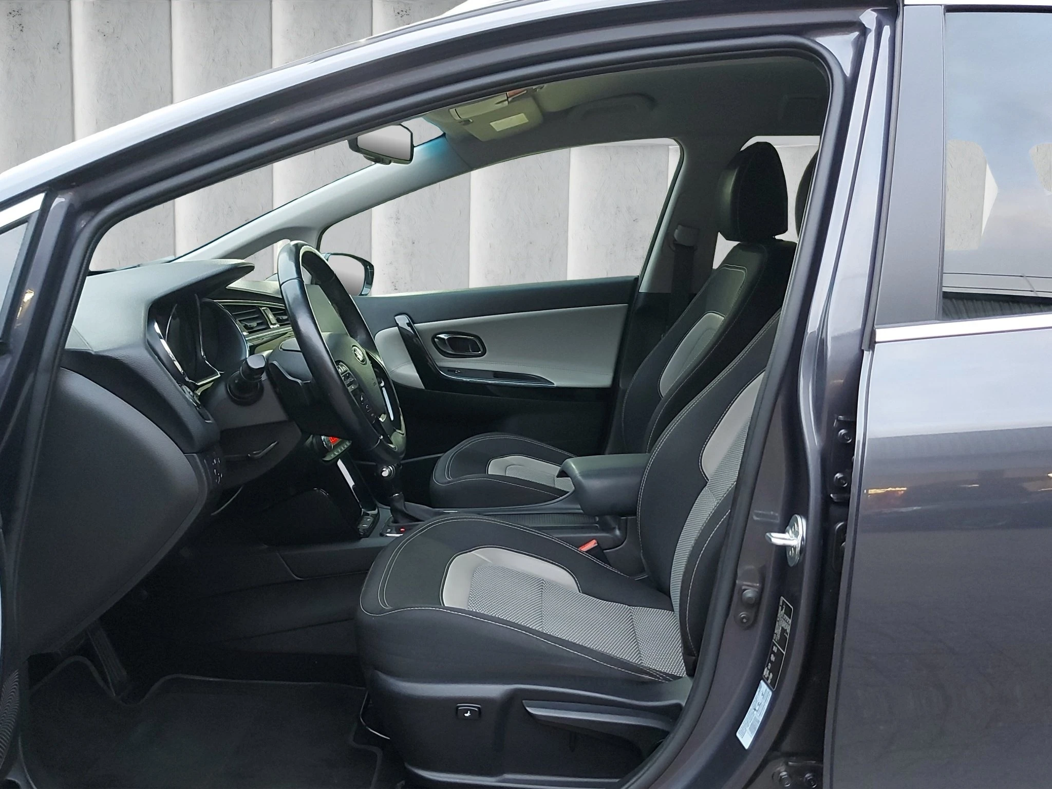 Kia-Ceed Sportswagon-image-9