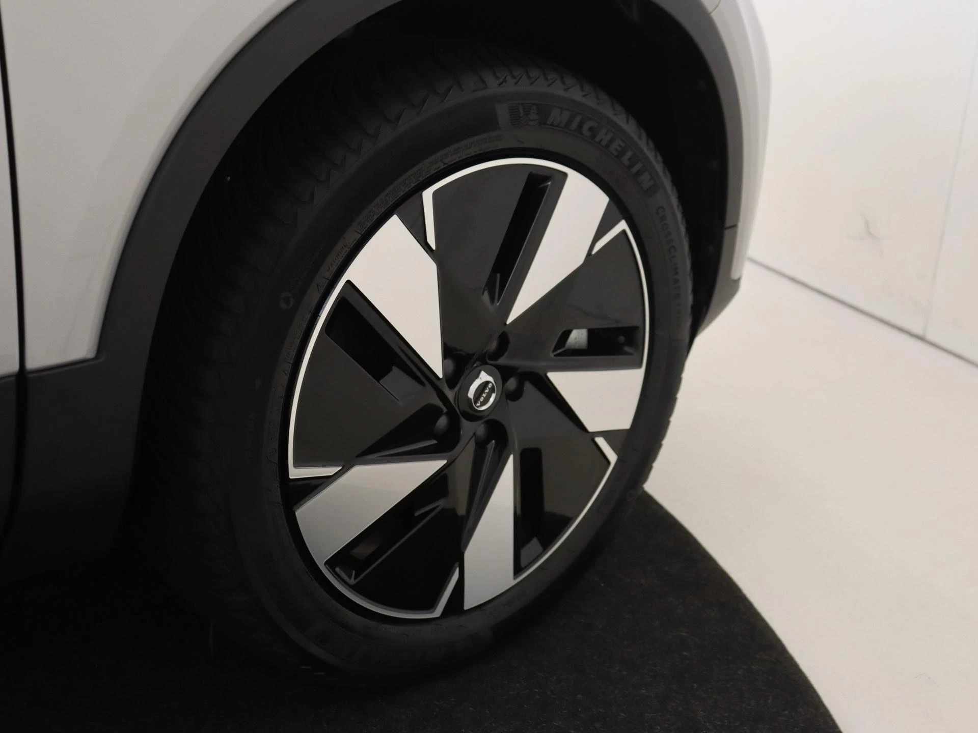 Volvo-XC40-image-25