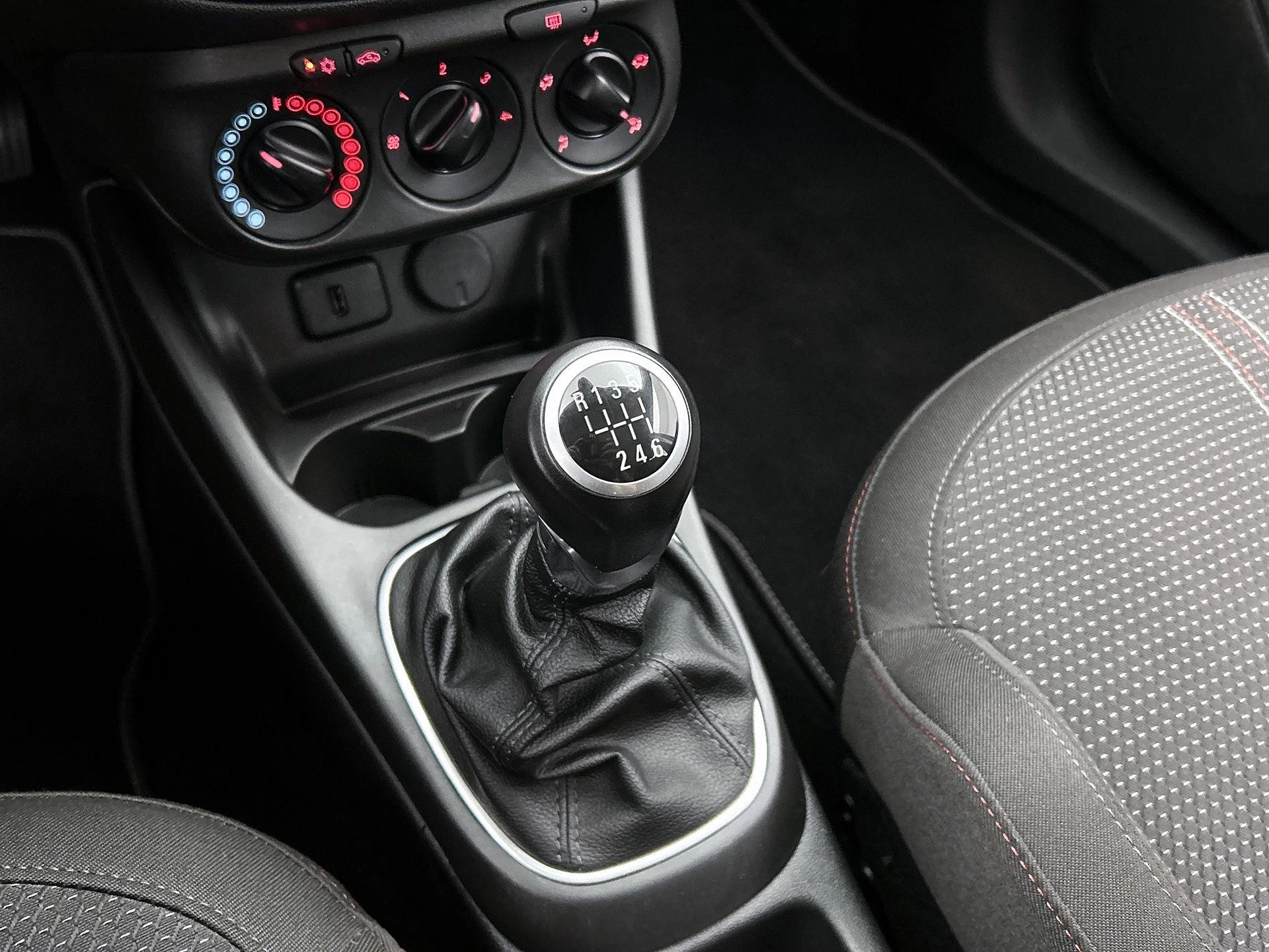 Opel-Corsa-image-24