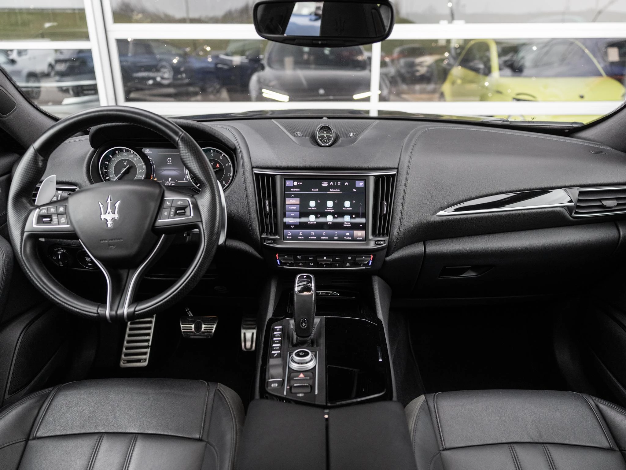 Maserati-Levante-image-18