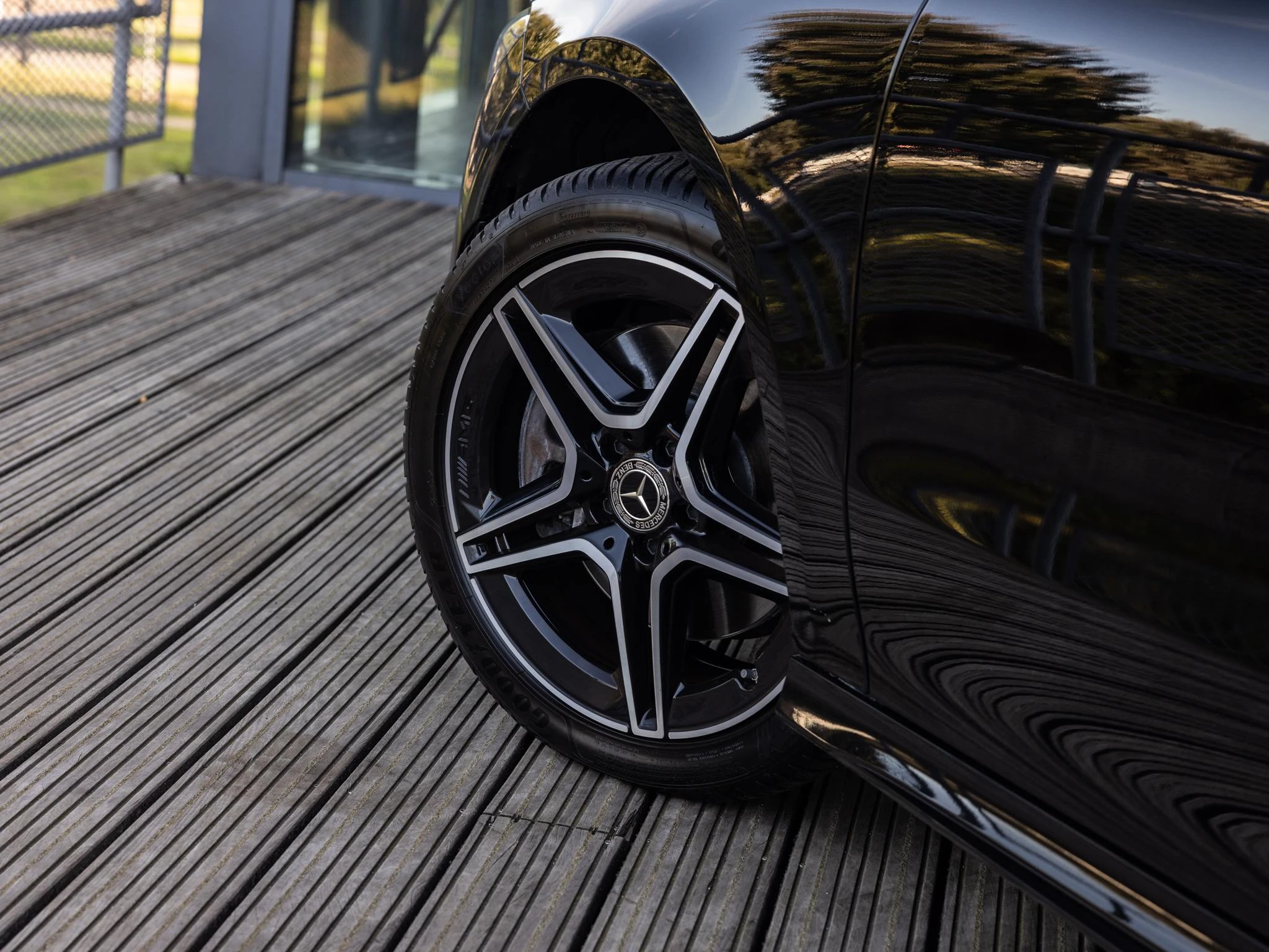 Mercedes-Benz-CLA-image-10