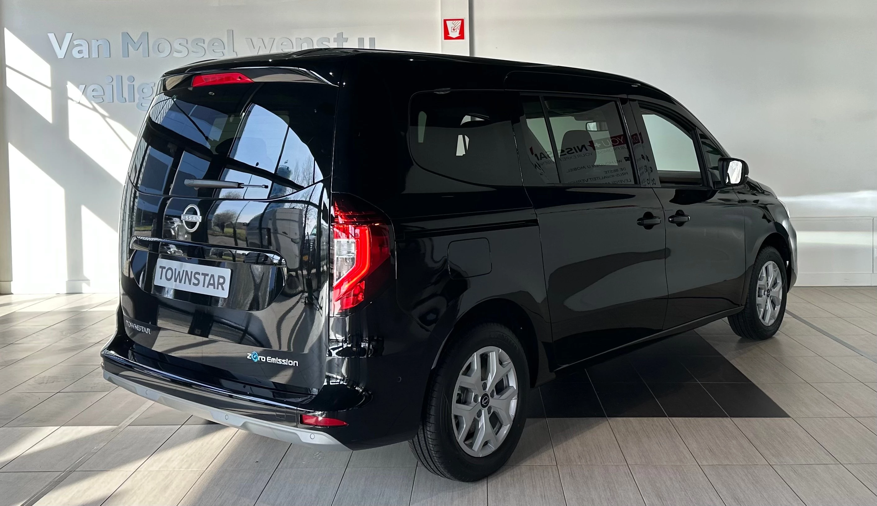 Nissan-Townstar-image-1