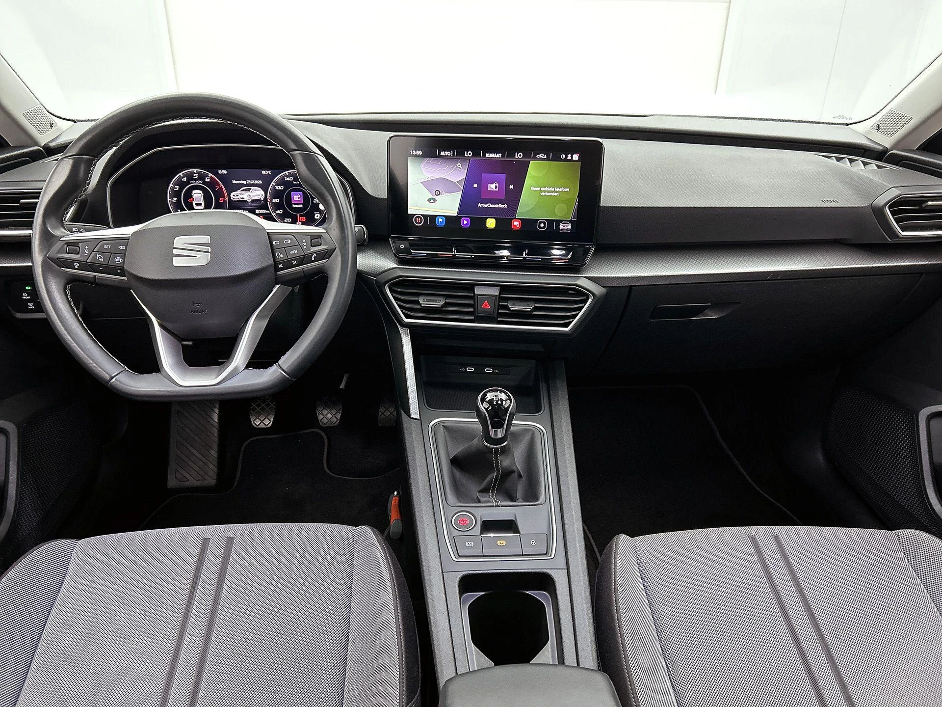 SEAT-Leon-image-20