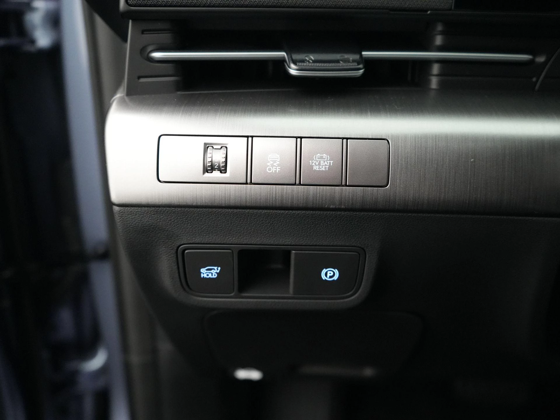 Hyundai-Kona-image-18