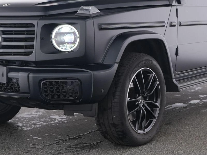 Mercedes-Benz-G-Klasse-image-2
