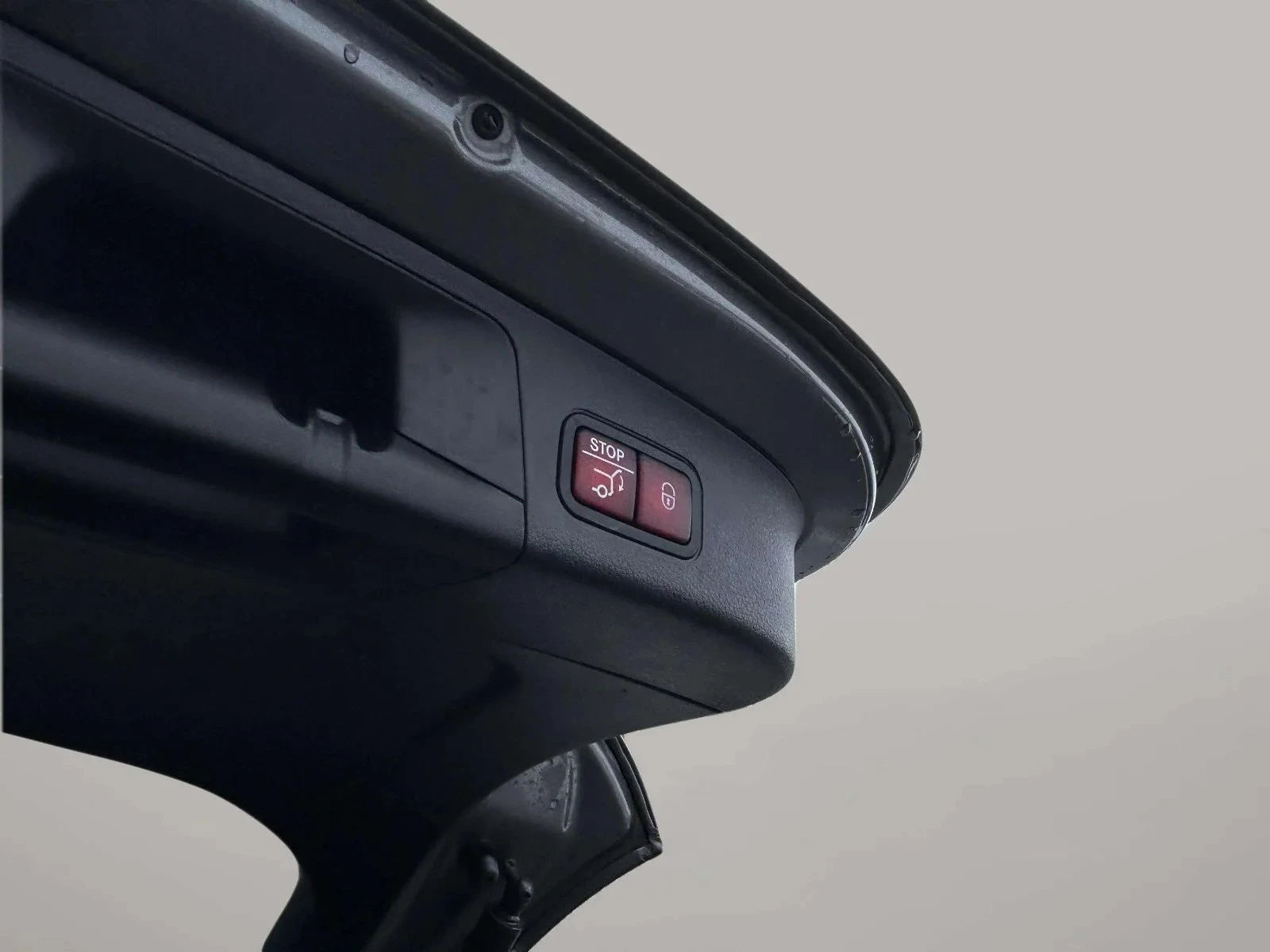 Mercedes-Benz-EQA-image-22