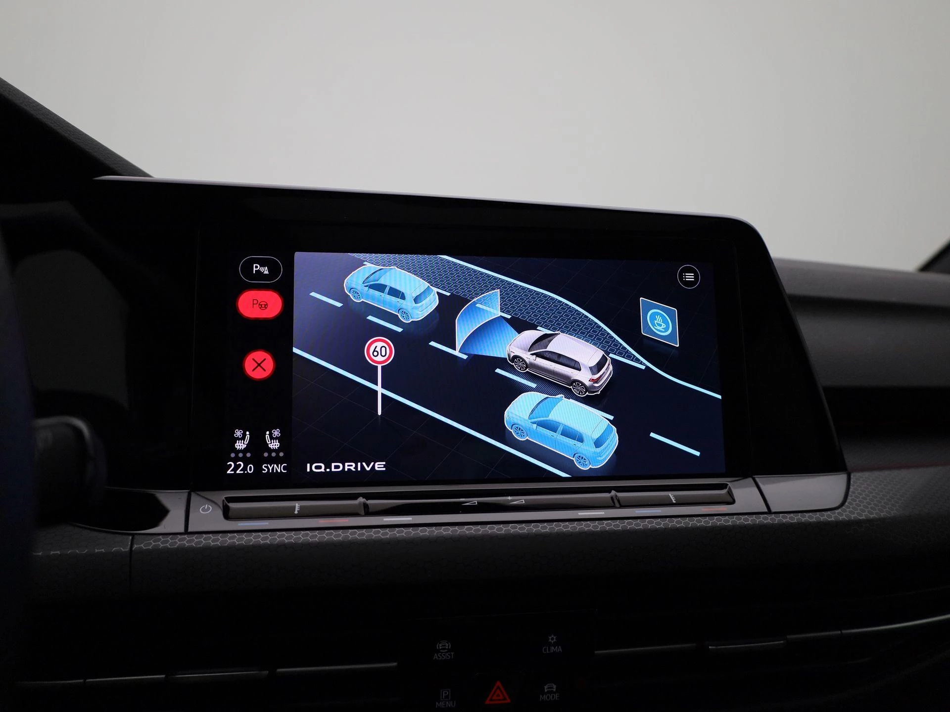 Volkswagen-Golf-image-27