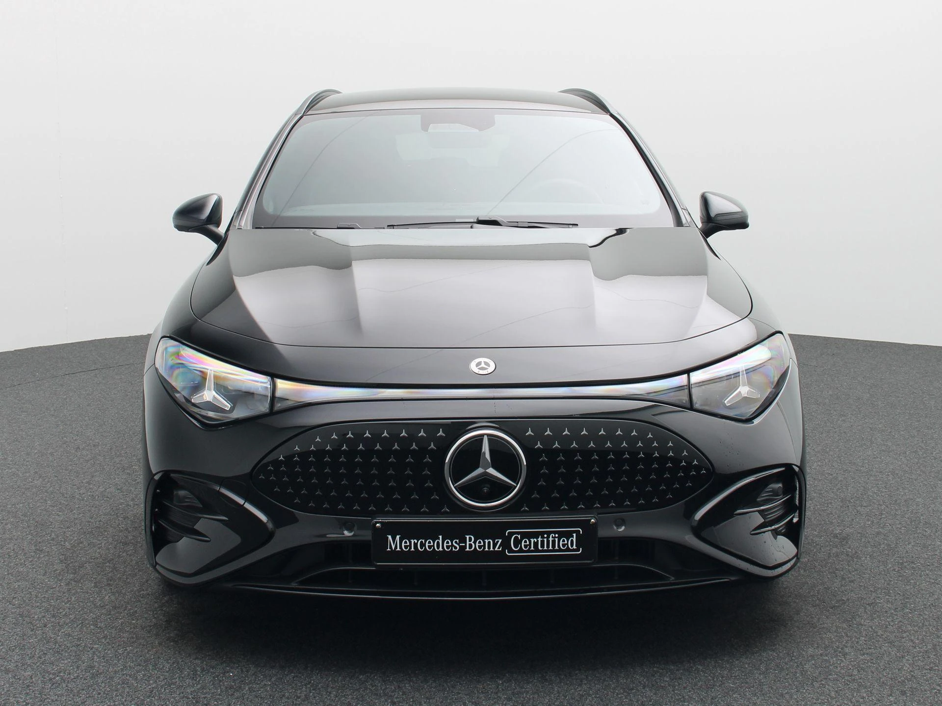 Mercedes-Benz-CLA-image-2