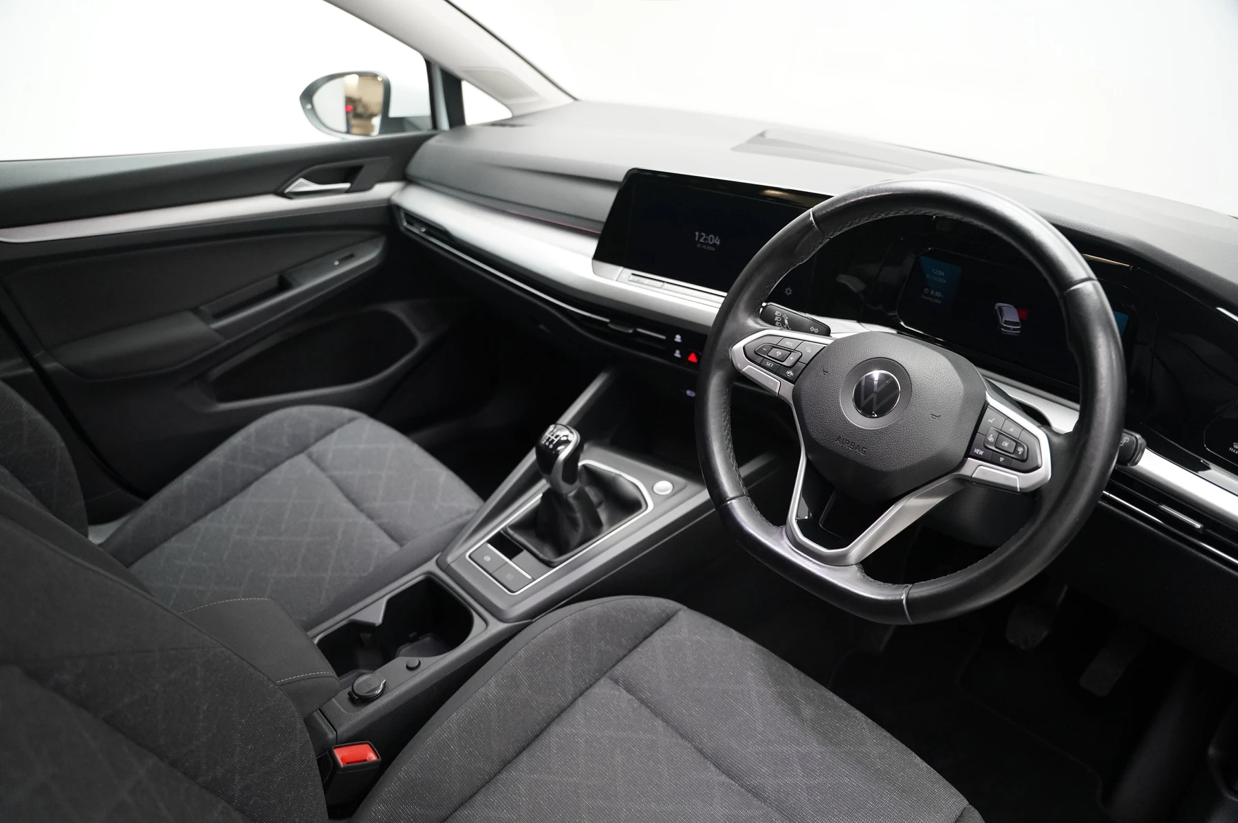 Volkswagen-Golf-image-5