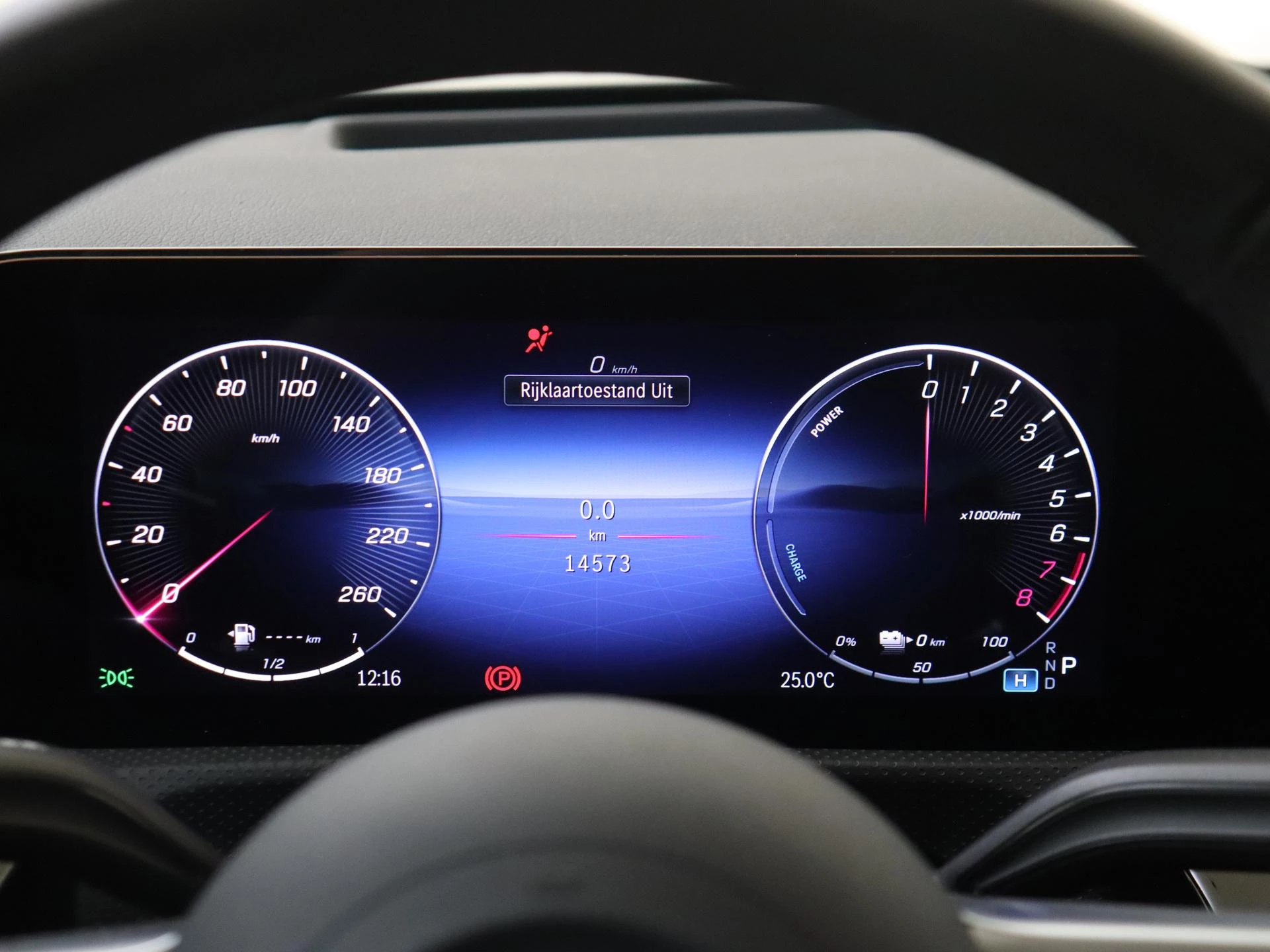 Mercedes-Benz-A-Klasse-image-11