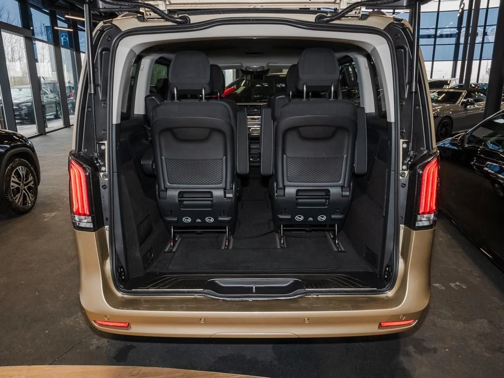 Mercedes-Benz-V-Klasse 220-image-13