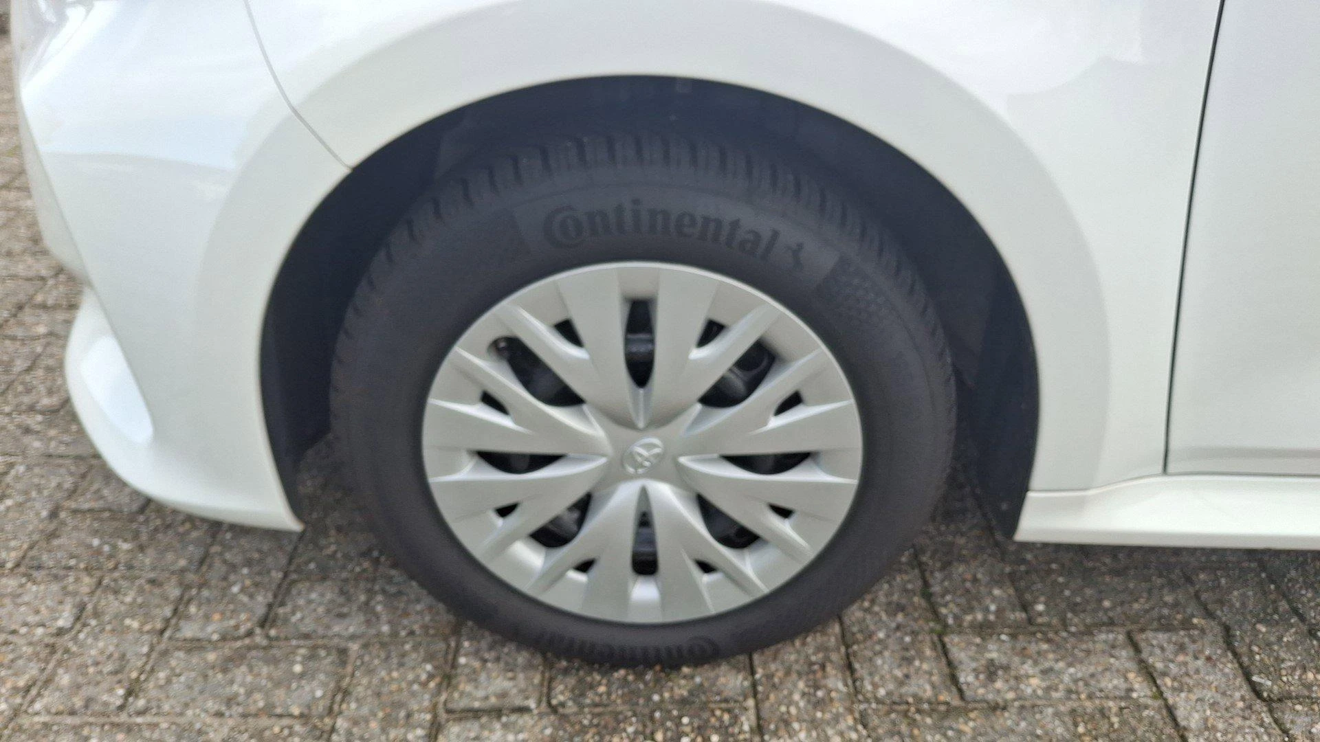 Toyota-Yaris-image-18