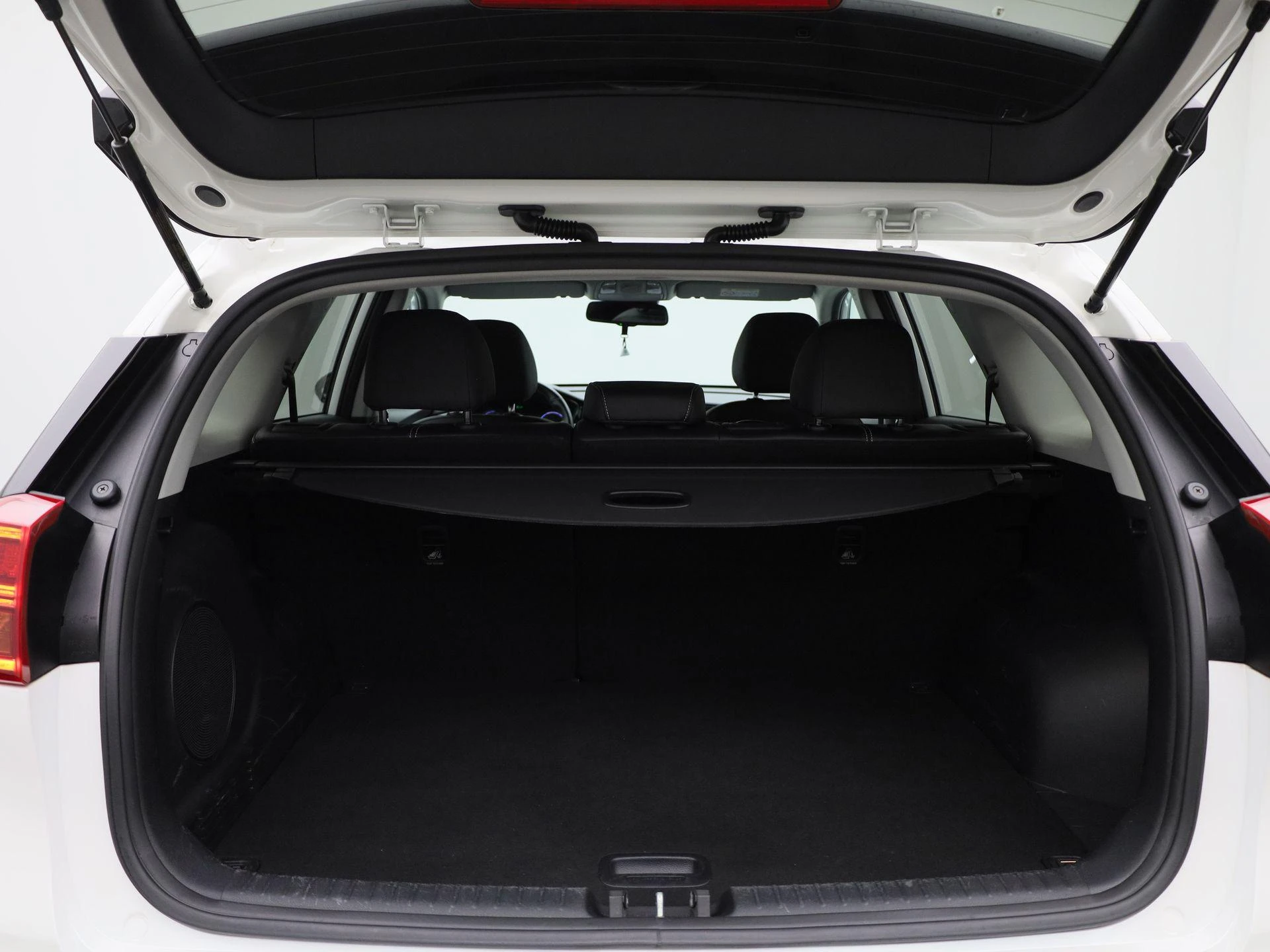 Kia-e-Niro-image-13