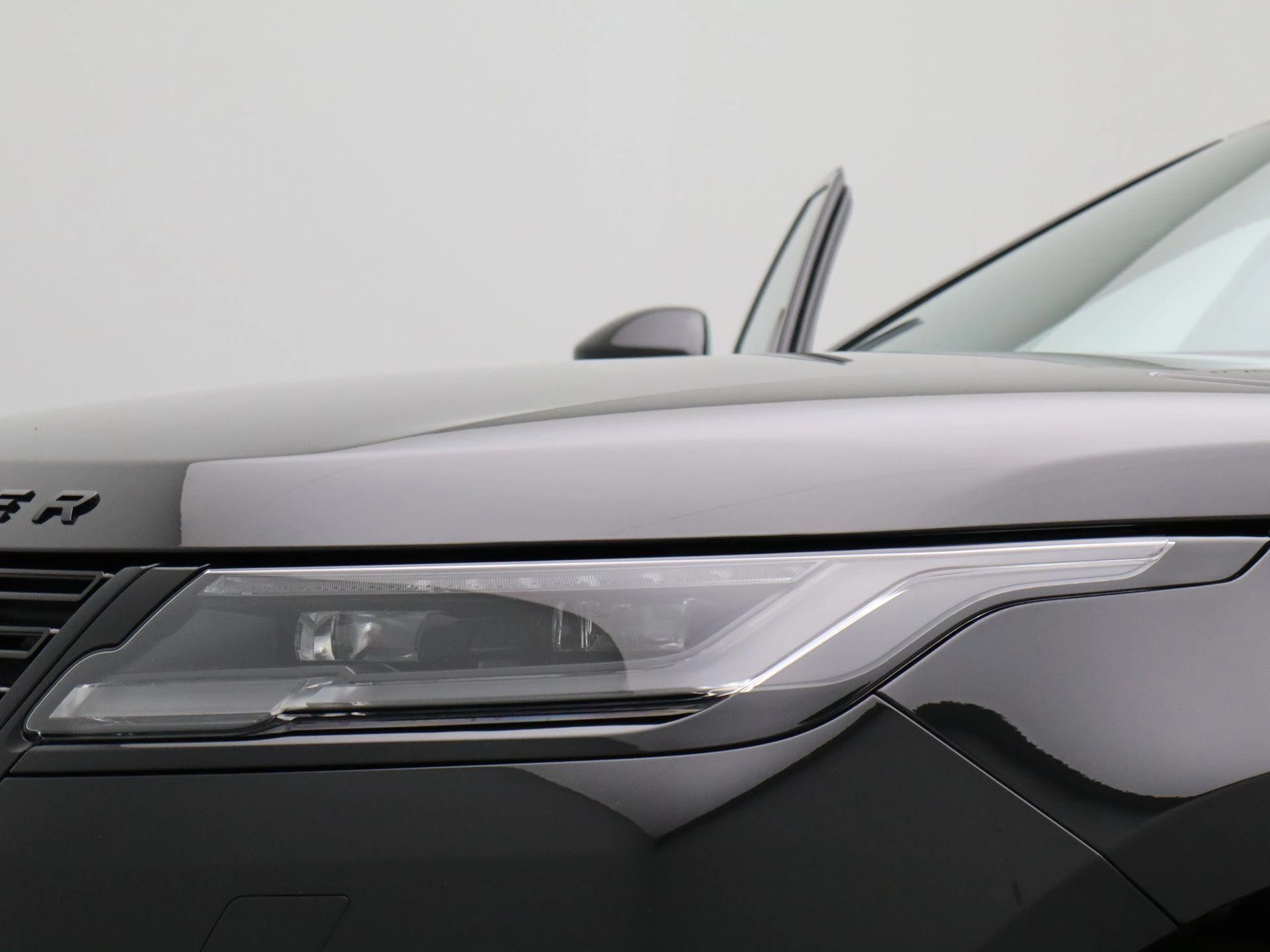Land Rover Range Rover Velar 2.0 P400e AWD Dynamic SE PHEV