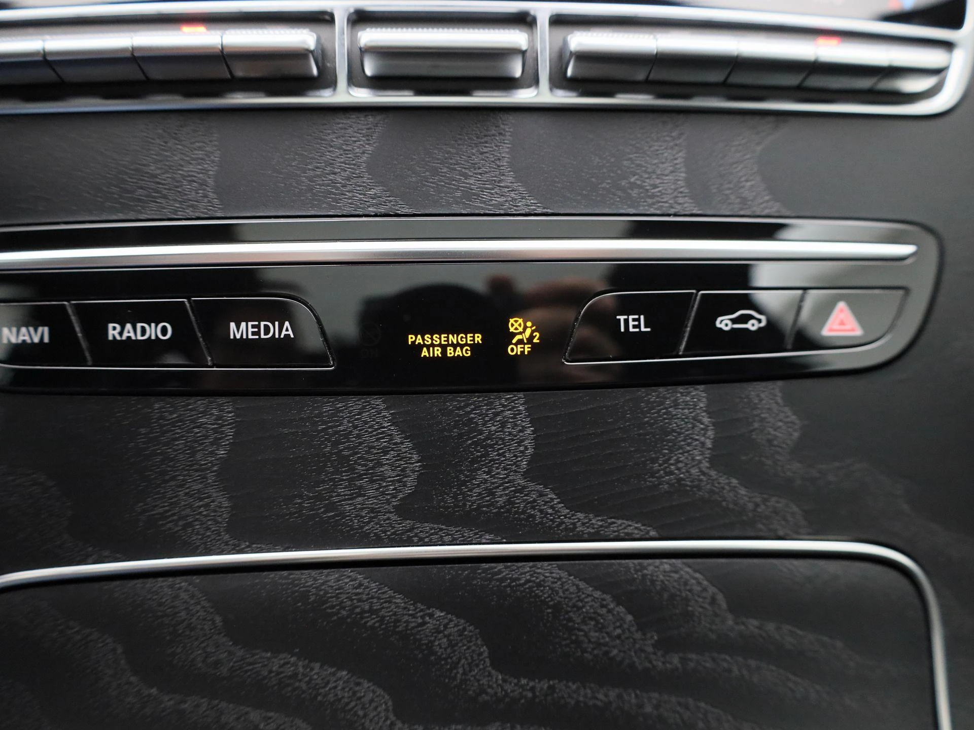 Mercedes-Benz-C-Klasse-image-19