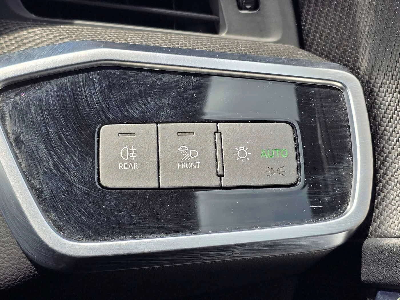 Audi-A6-image-34