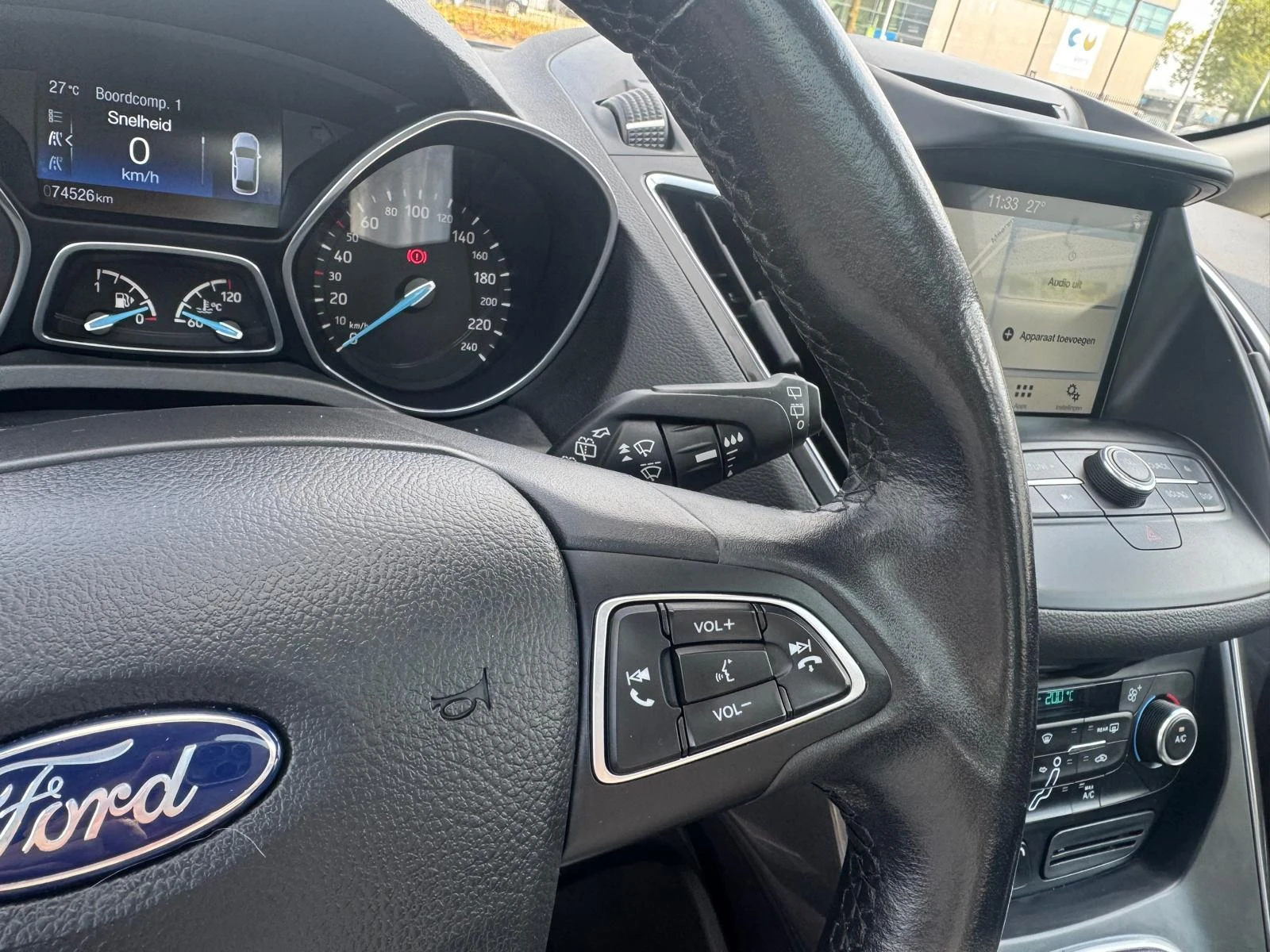 Ford-C-MAX-image-11